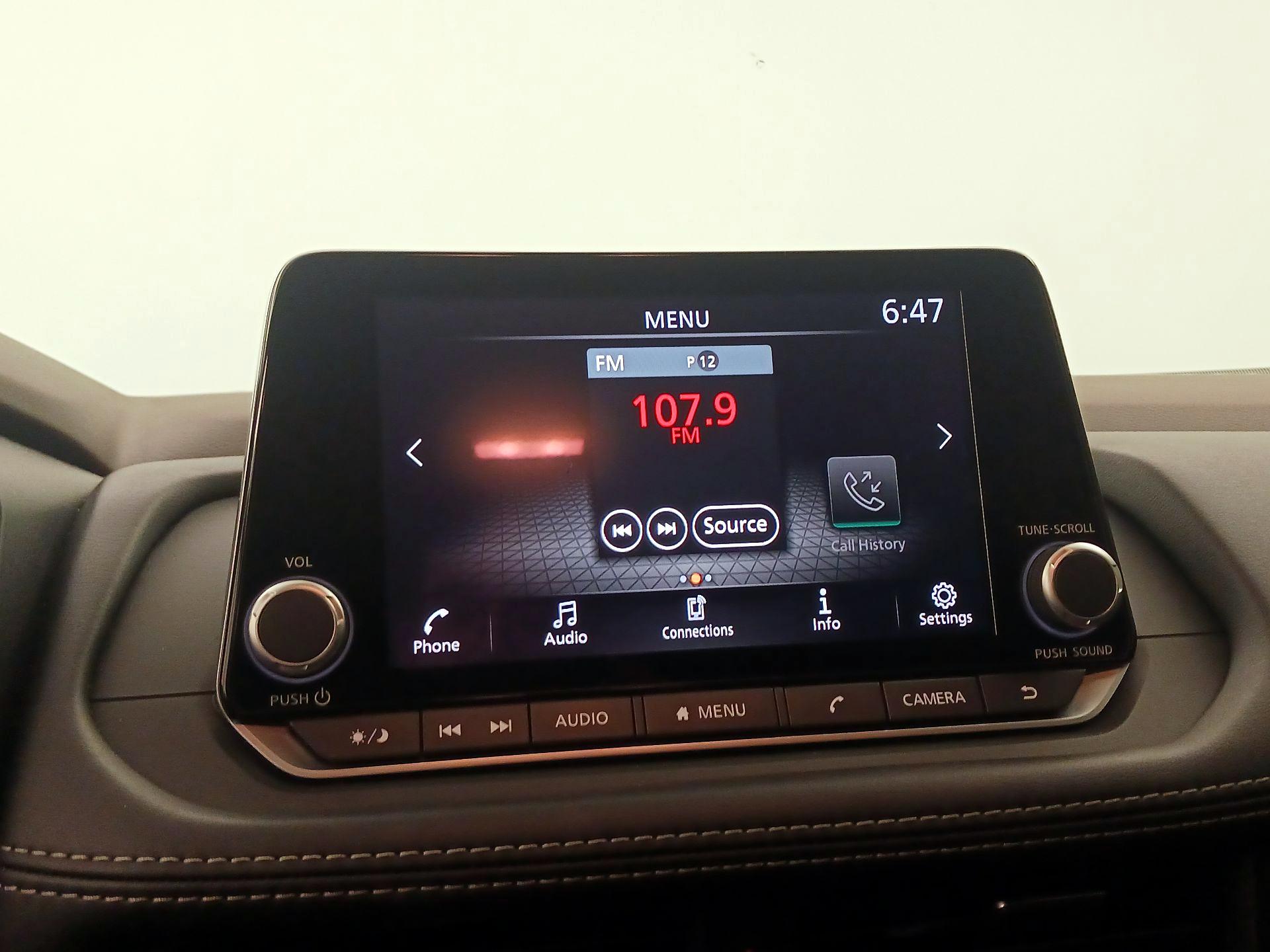 Thumbnail: 2023 Nissan Rogue - 15