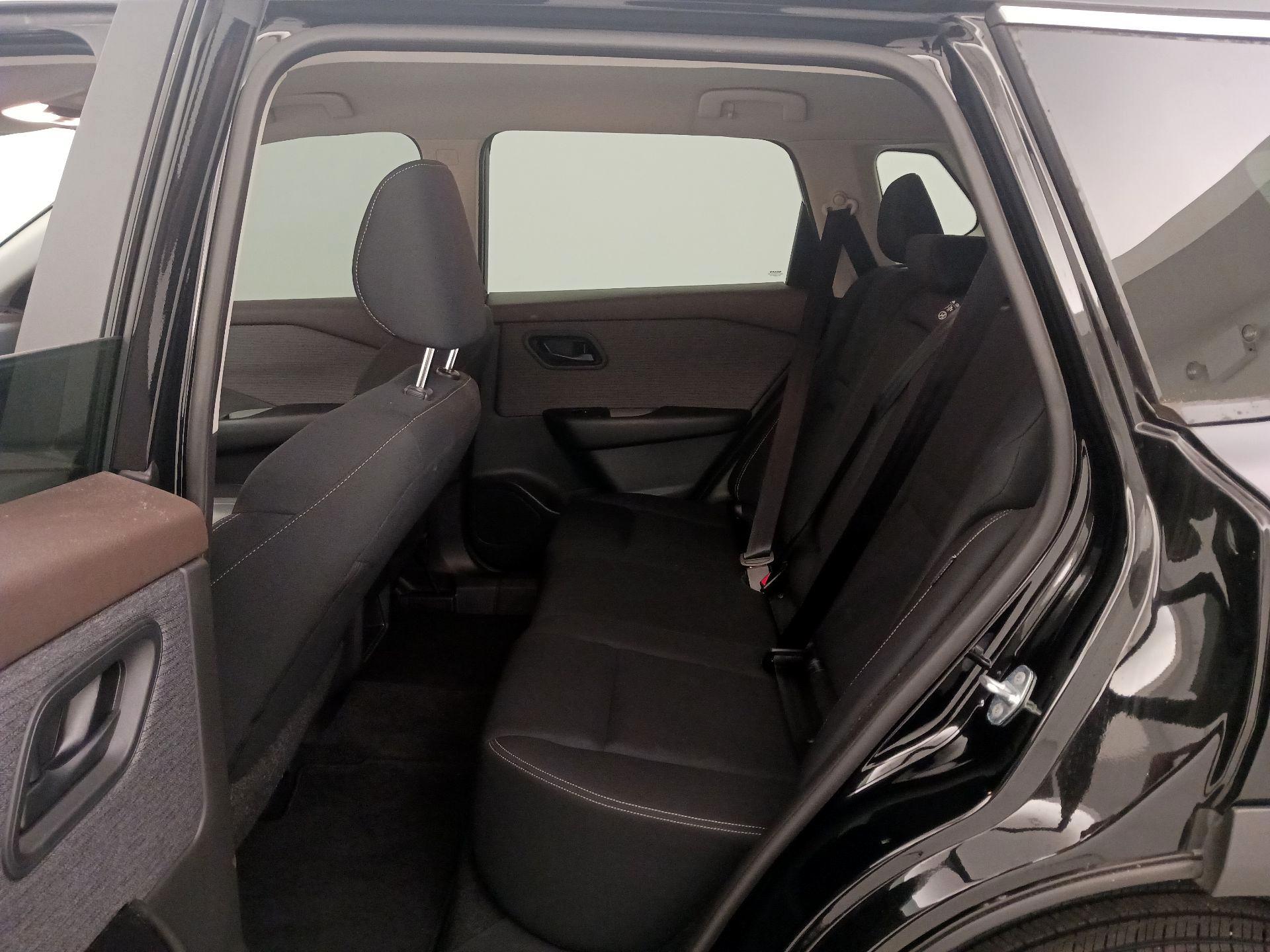 Thumbnail: 2023 Nissan Rogue - 19