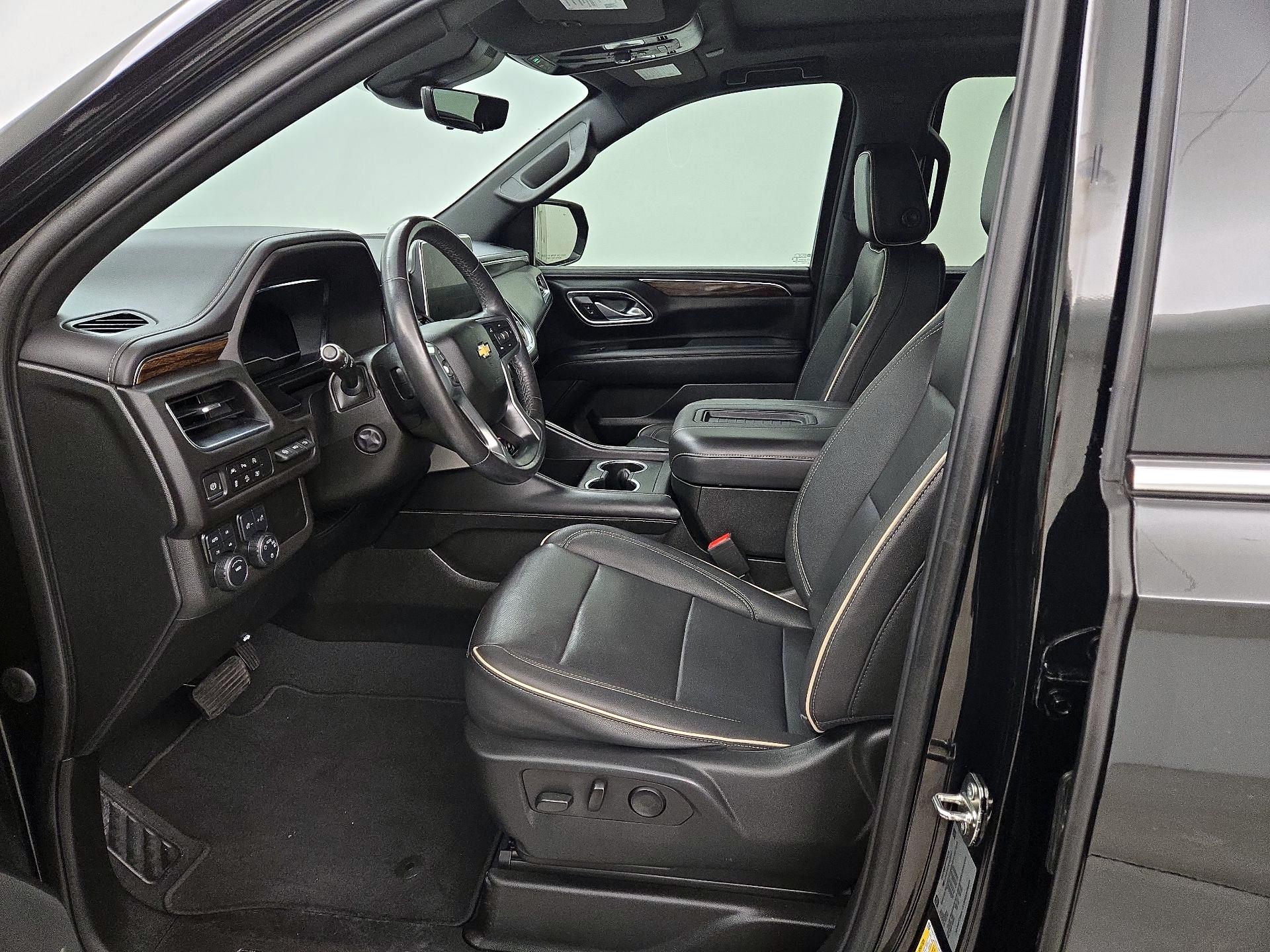 Thumbnail: 2023 Chevrolet Suburban - 11