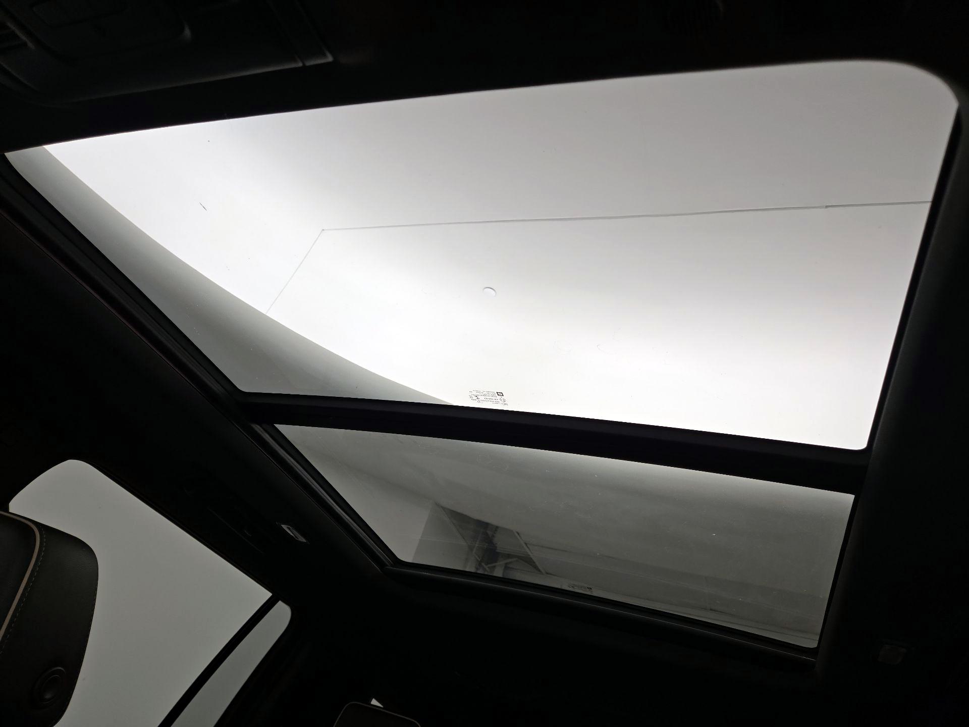 Thumbnail: 2023 Chevrolet Suburban - 20