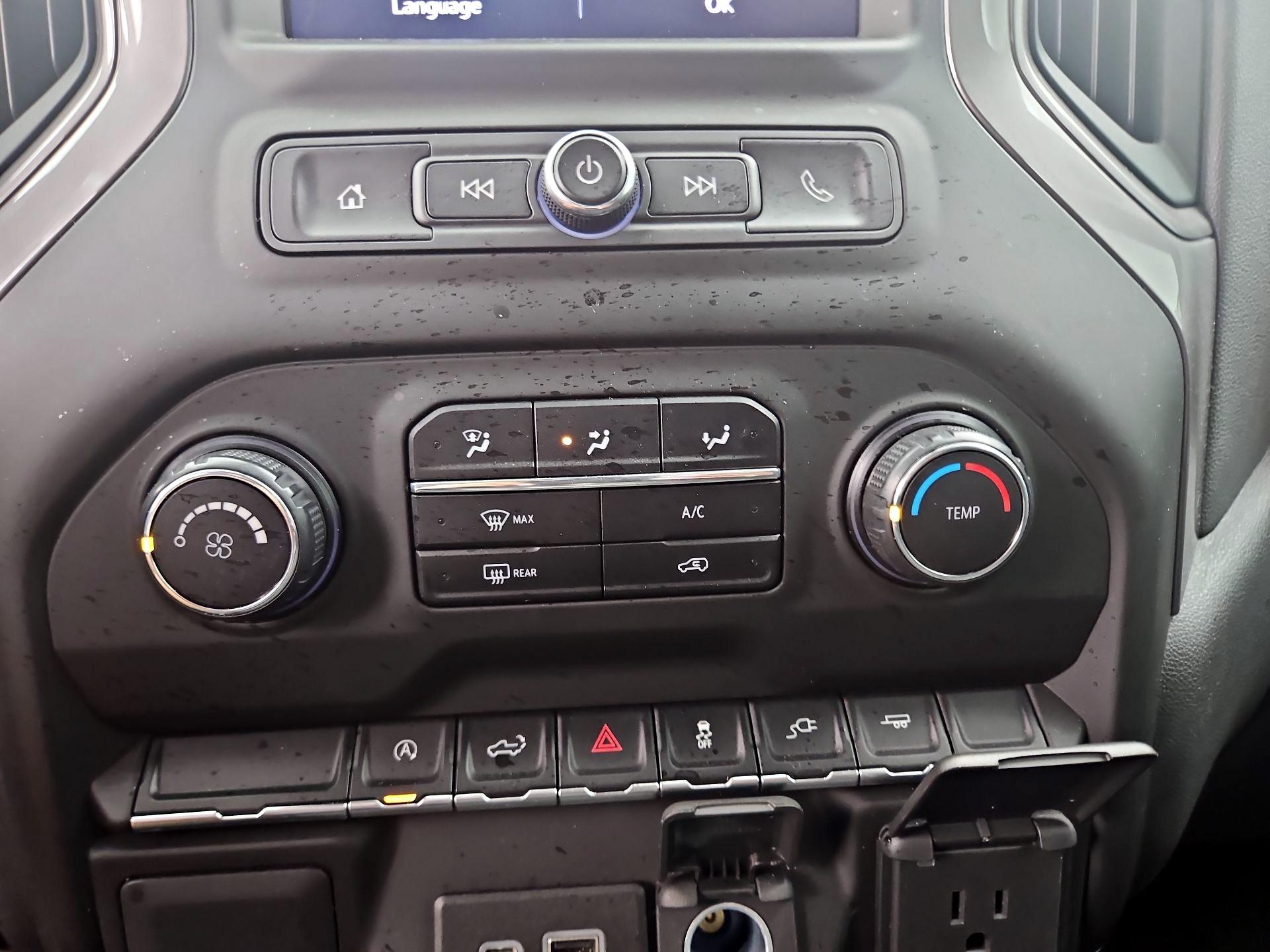 Thumbnail: 2021 Chevrolet Silverado 1500 - 17