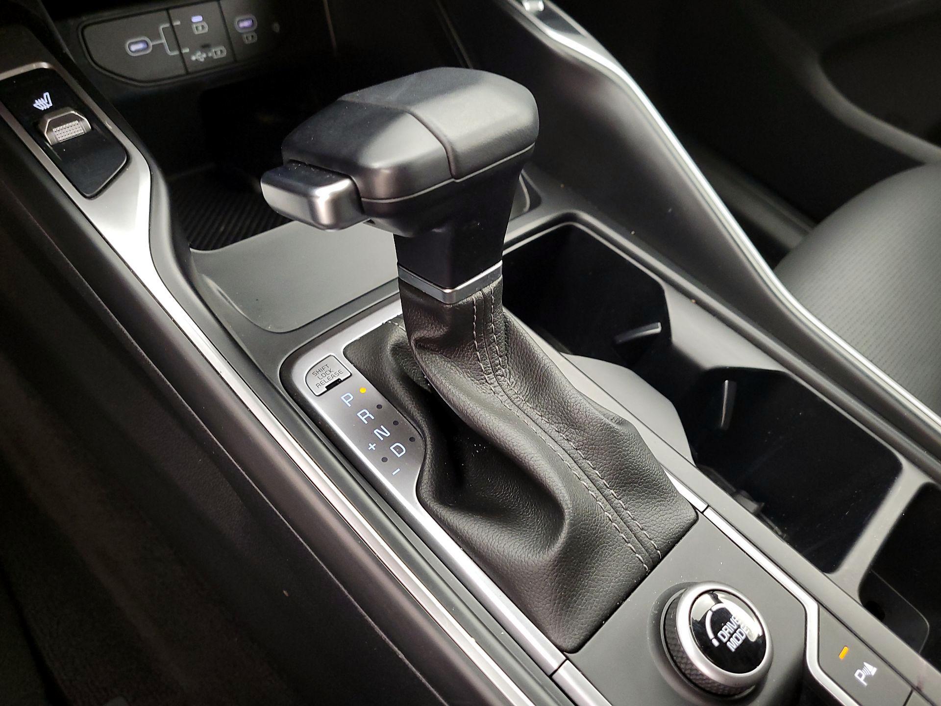 Thumbnail: 2024 Kia Sorento - 17