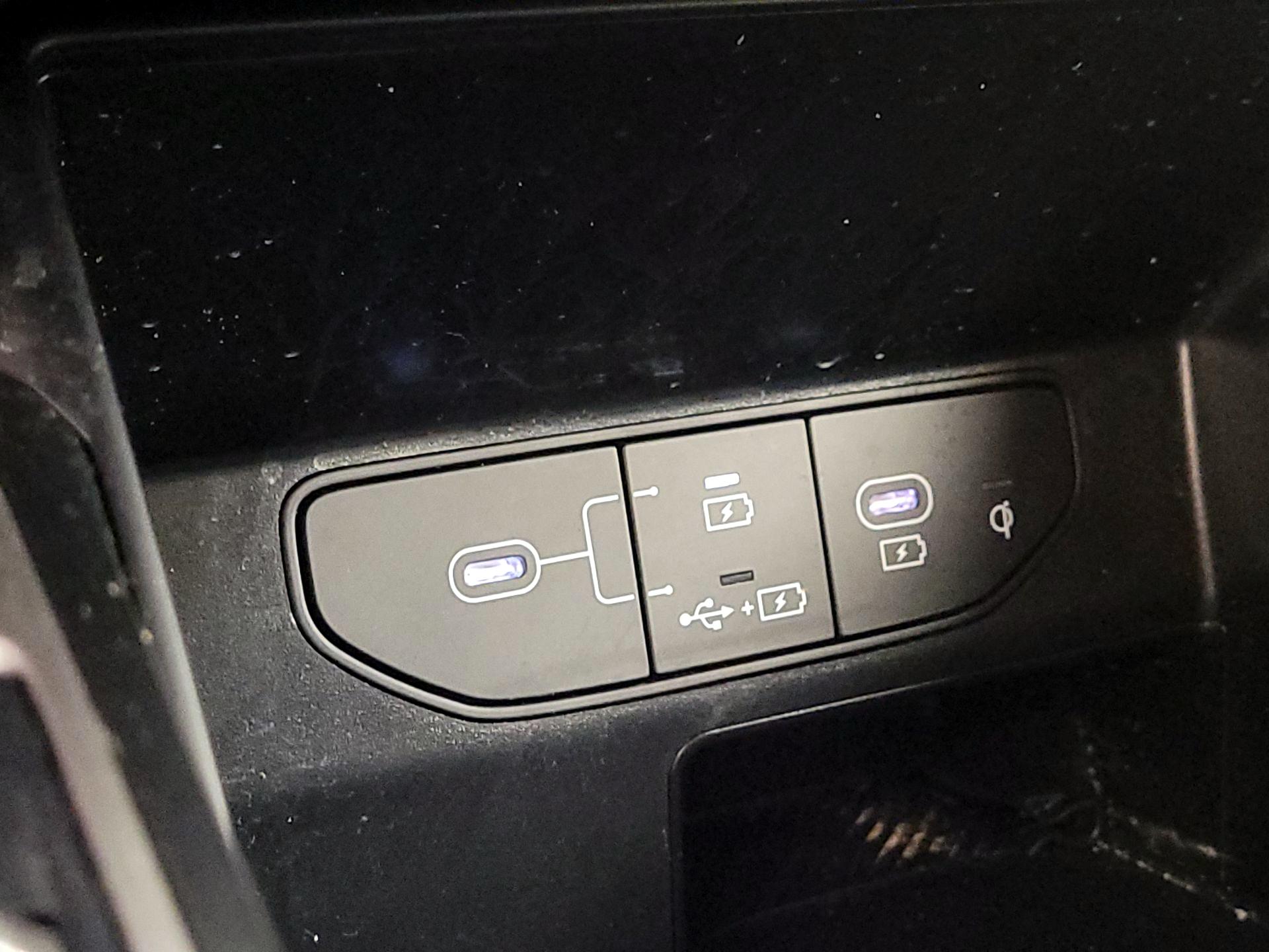 Thumbnail: 2024 Kia Sorento - 18