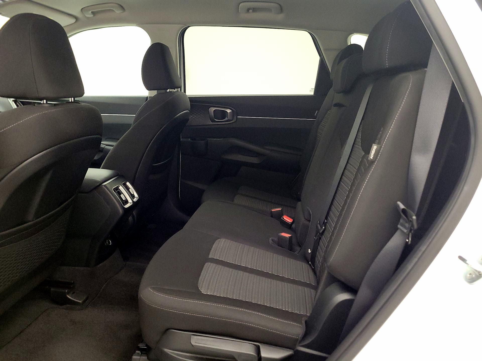 Thumbnail: 2025 Kia Sorento - 19