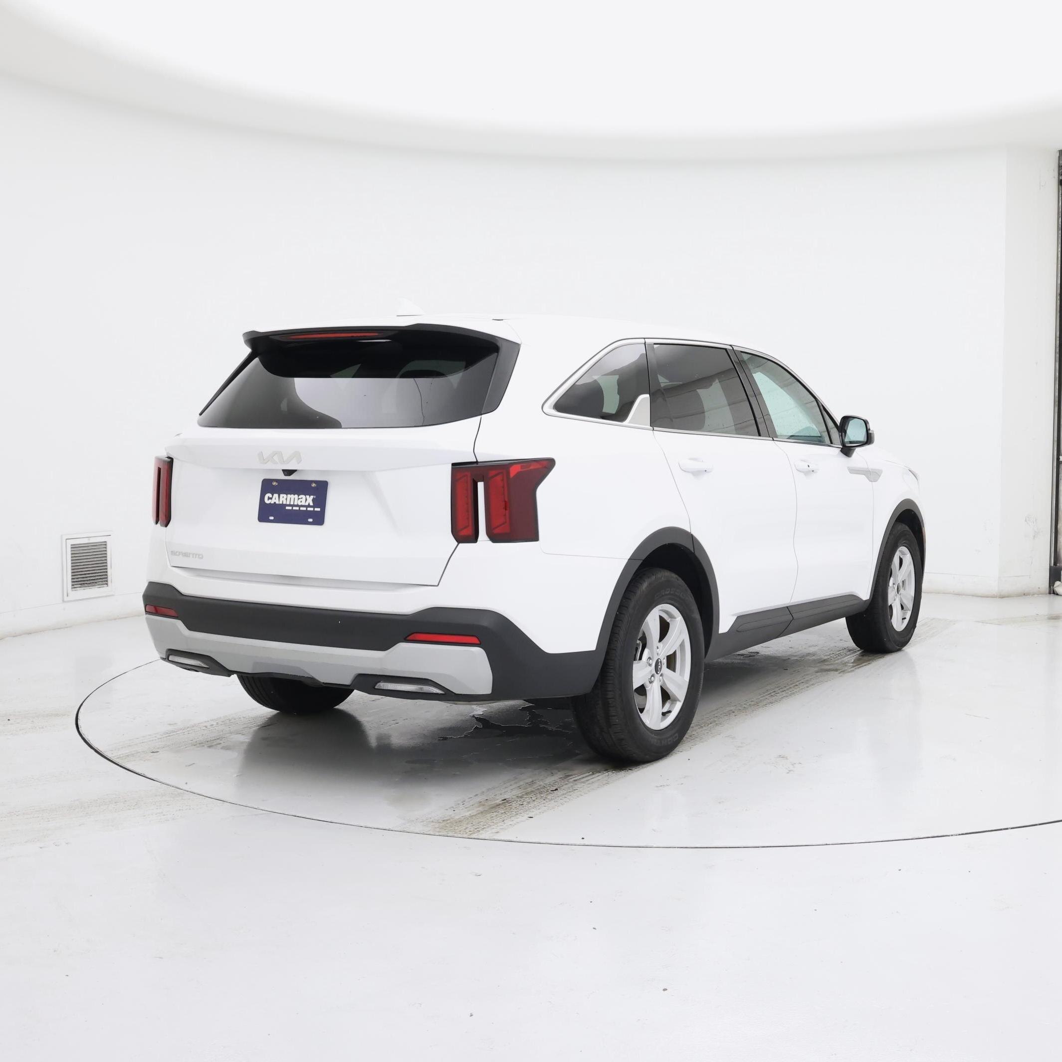 Thumbnail: 2025 Kia Sorento - 8