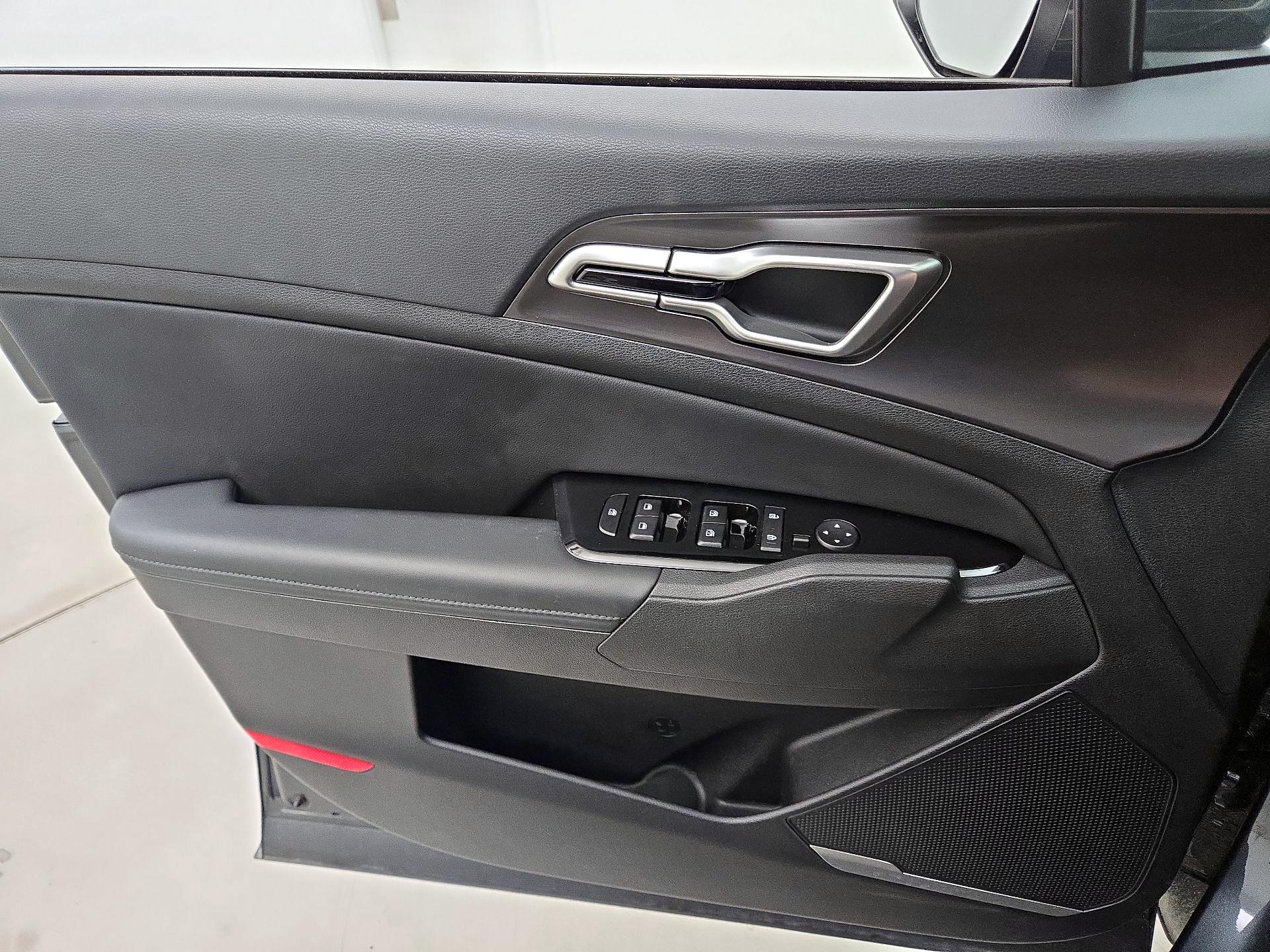 Thumbnail: 2024 Kia Sportage - 12