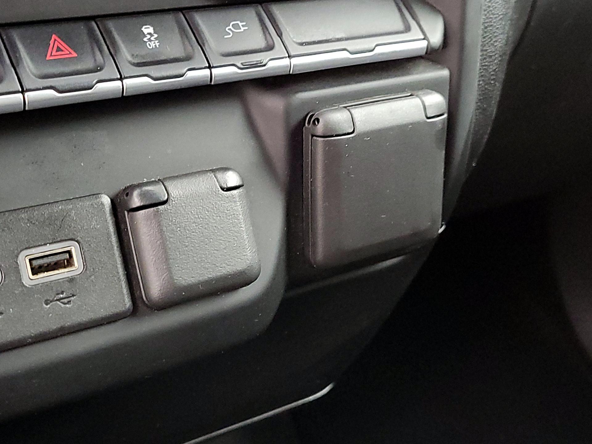 Thumbnail: 2023 Chevrolet Silverado 2500 - 18