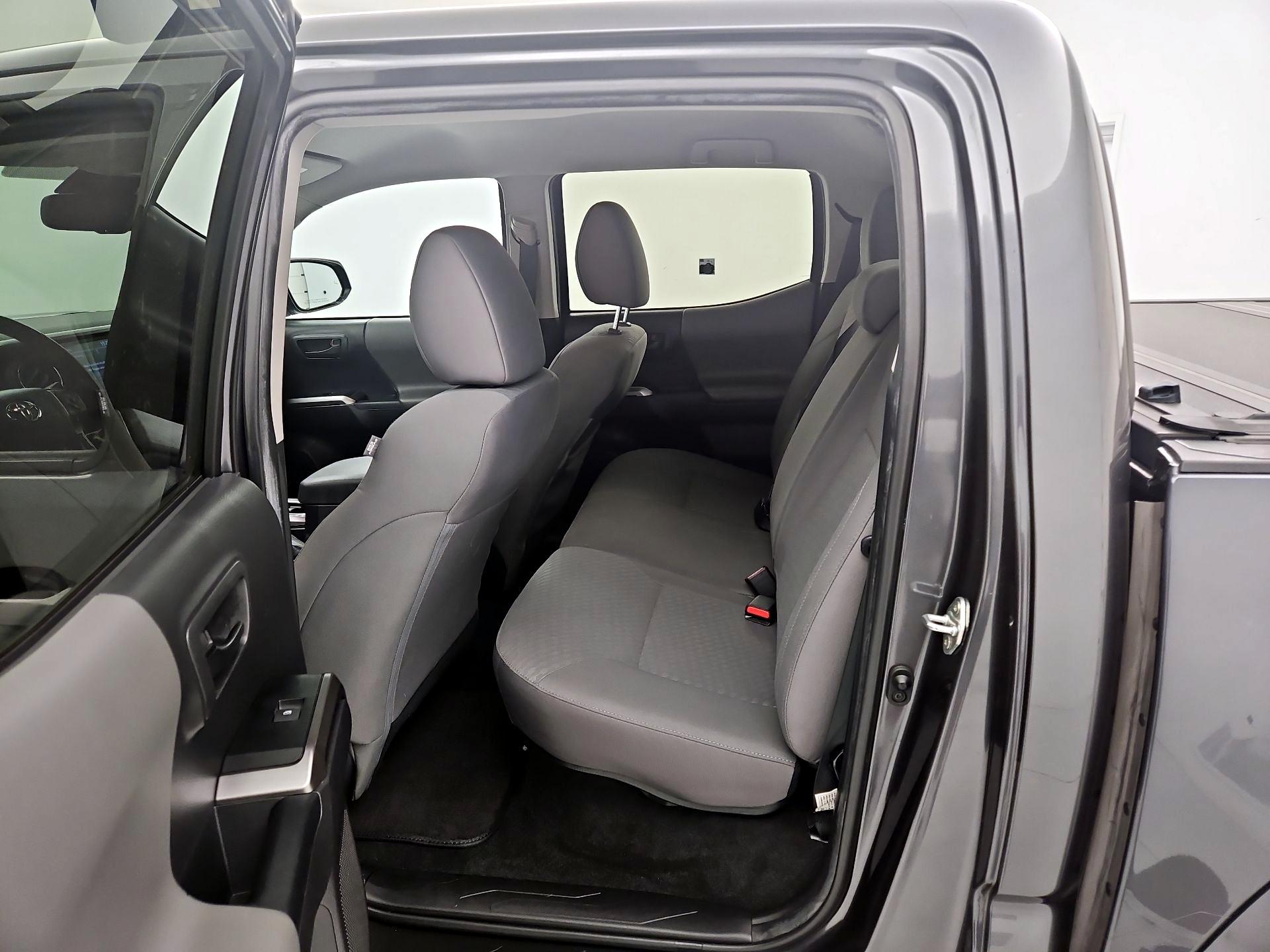 Thumbnail: 2022 Toyota Tacoma - 19