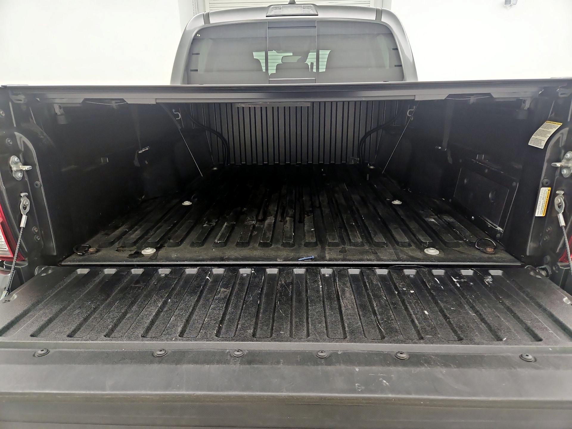 Thumbnail: 2022 Toyota Tacoma - 20