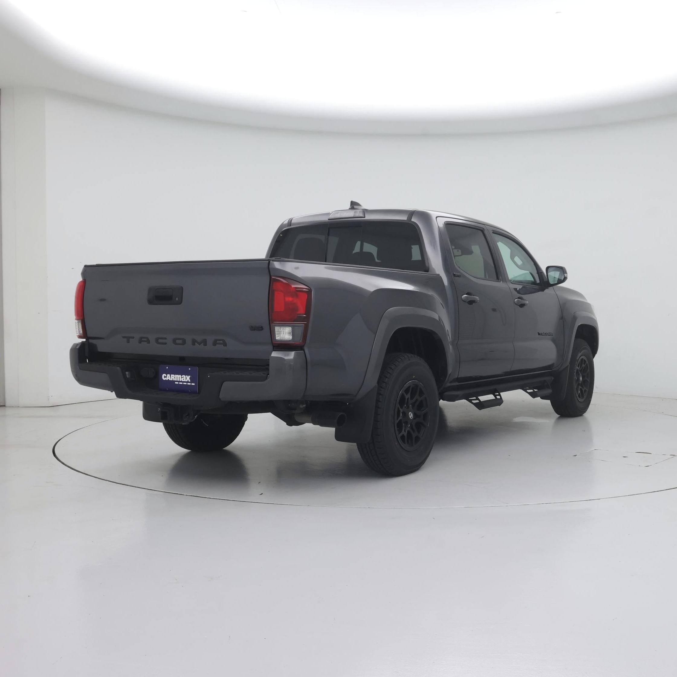 Thumbnail: 2022 Toyota Tacoma - 8
