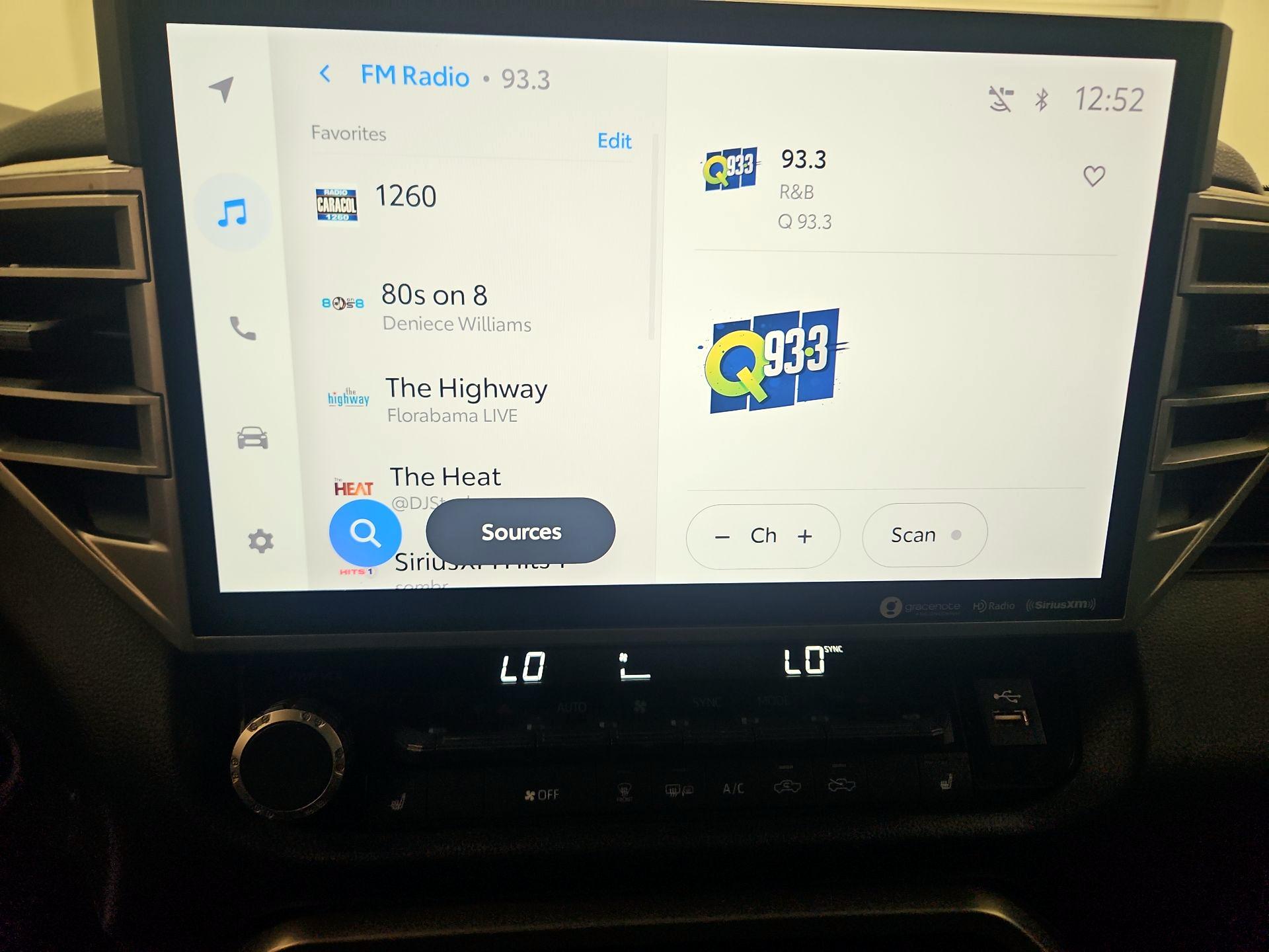 Thumbnail: 2023 Toyota Tundra - 15