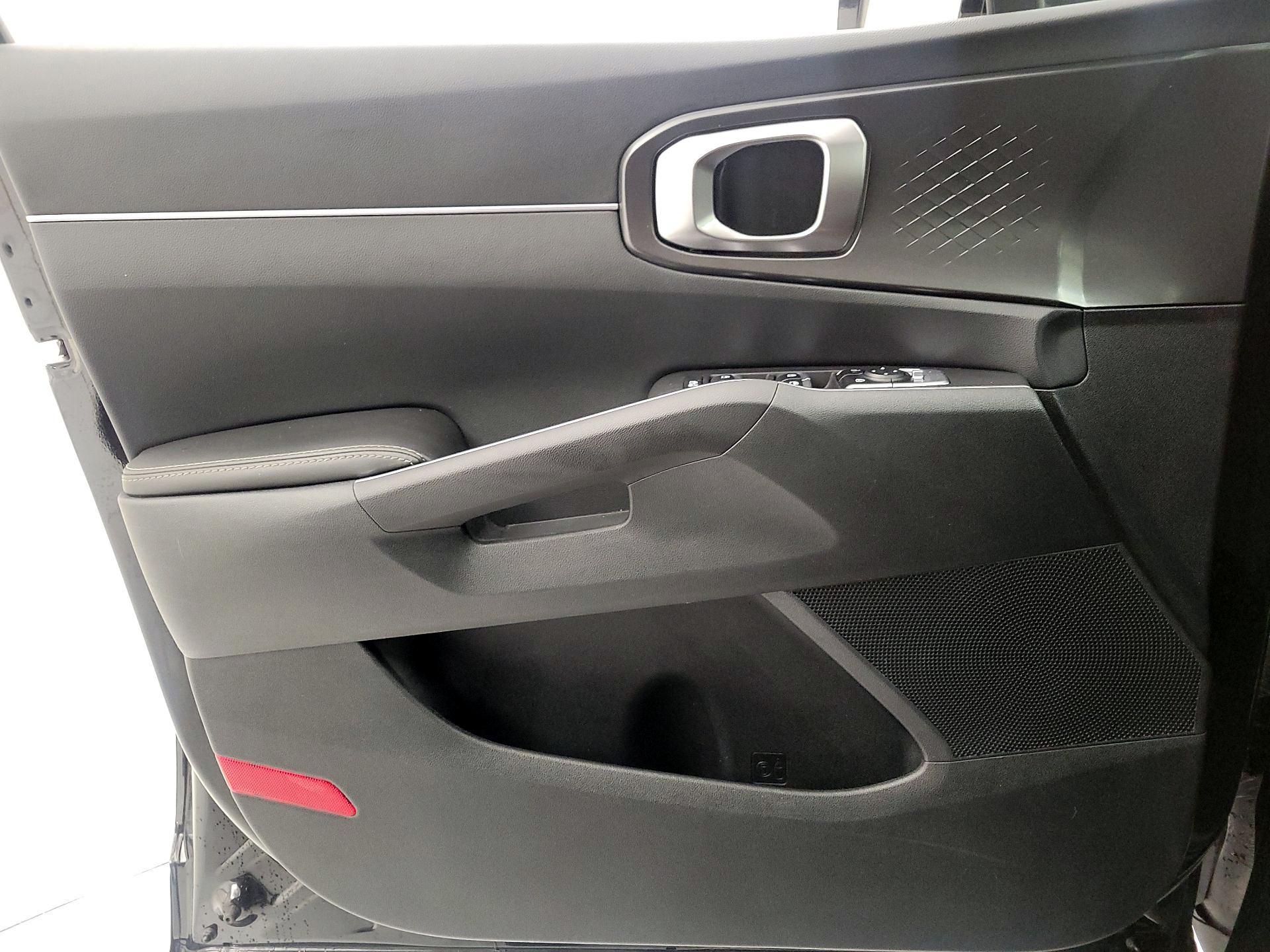 Thumbnail: 2024 Kia Sorento - 12