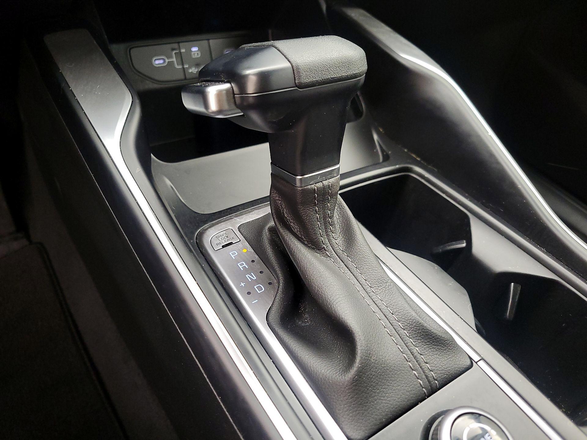 Thumbnail: 2024 Kia Sorento - 17