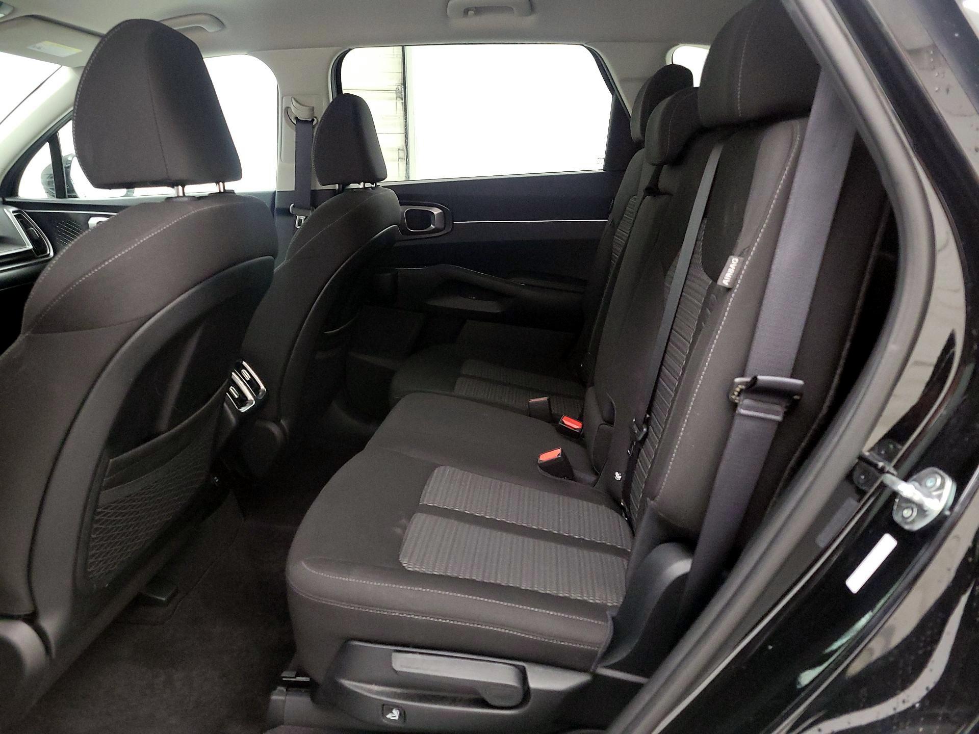 Thumbnail: 2024 Kia Sorento - 19