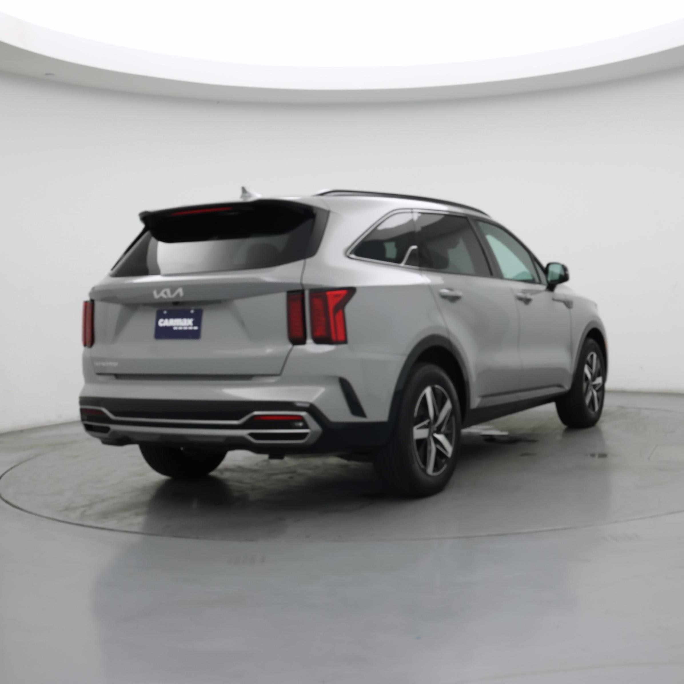 Thumbnail: 2023 Kia Sorento - 8