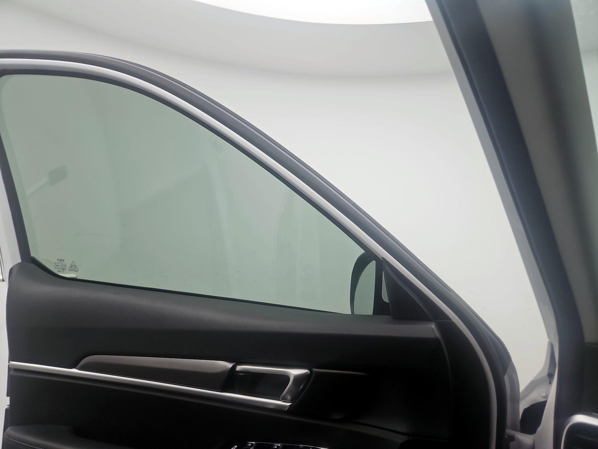 Thumbnail: 2023 Kia Telluride - 12