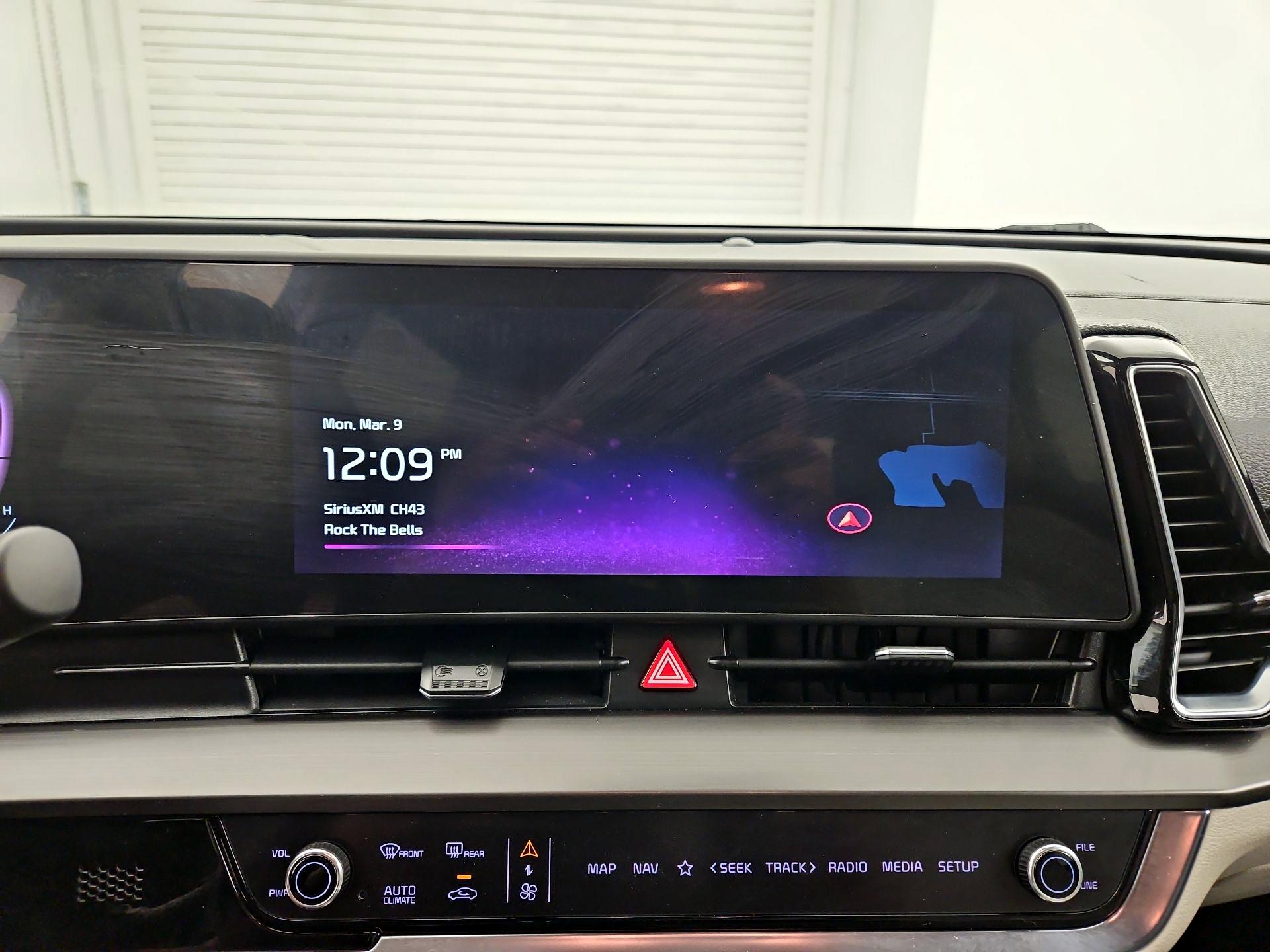 Thumbnail: 2023 Kia Sportage - 16