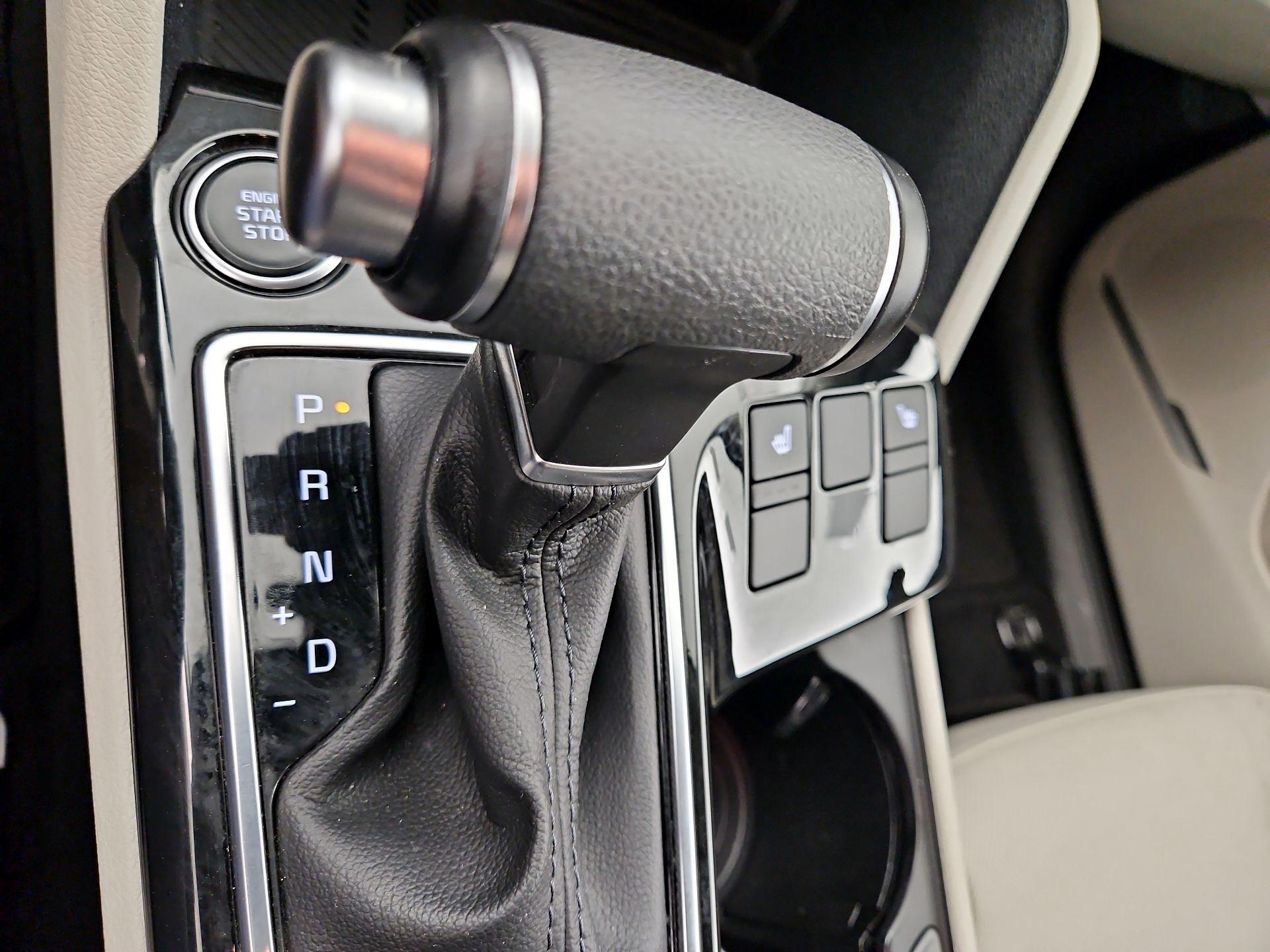 Thumbnail: 2023 Kia Sportage - 18