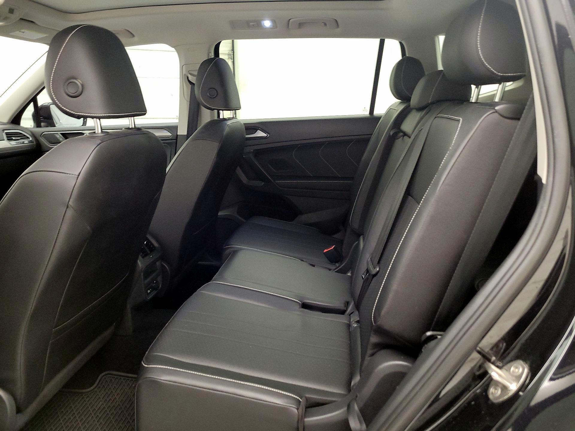 Thumbnail: 2022 Volkswagen Tiguan - 19