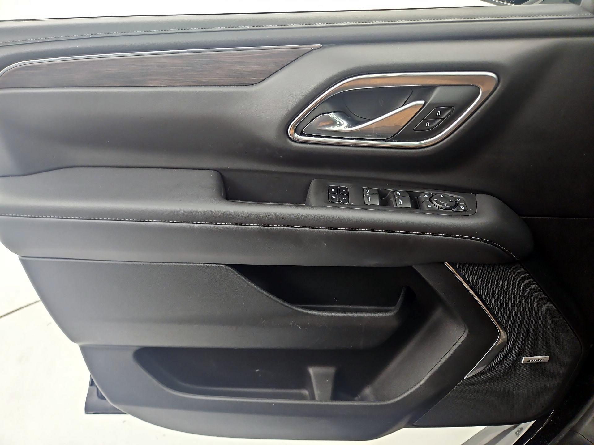 Thumbnail: 2023 Chevrolet Suburban - 12