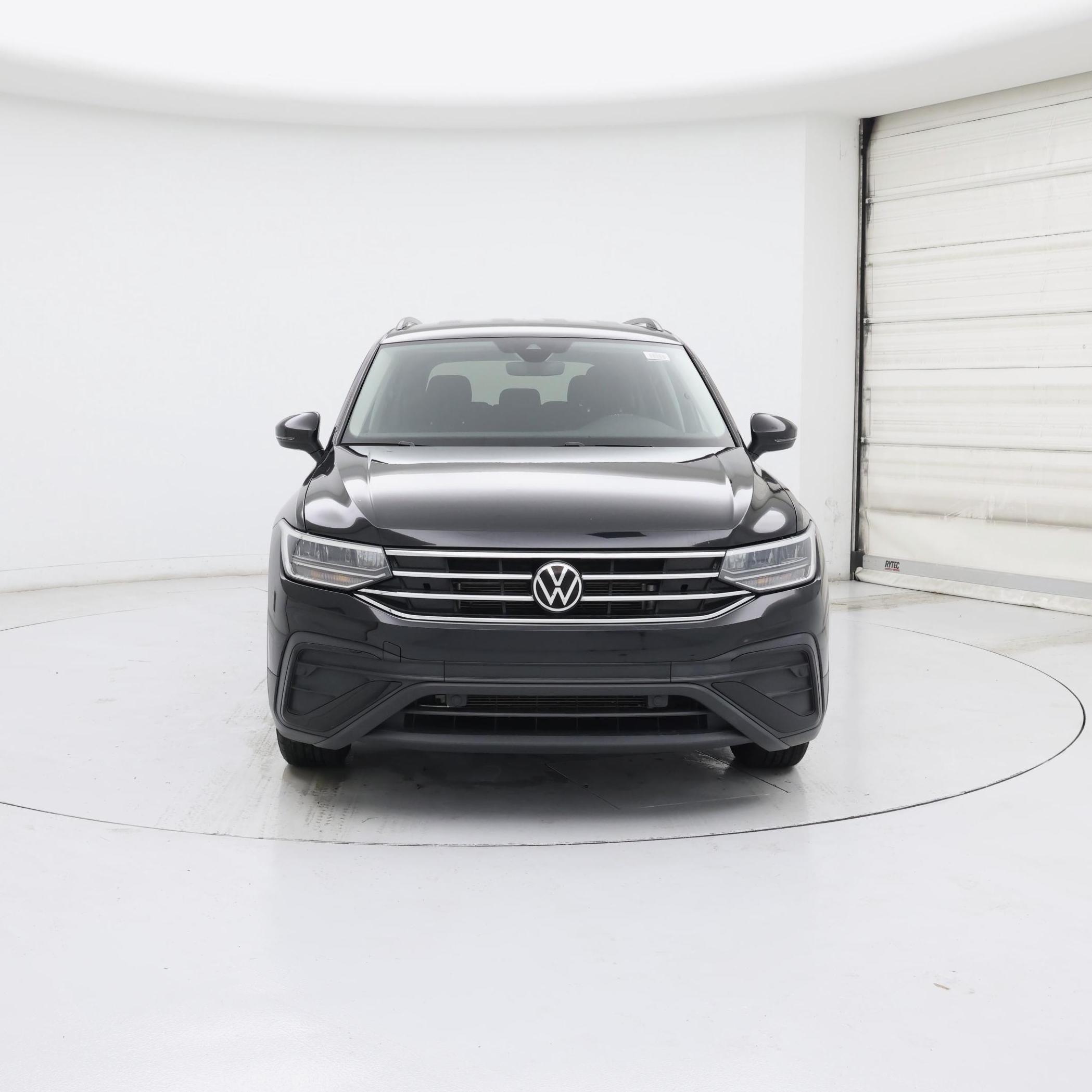Thumbnail: 2023 Volkswagen Tiguan - 5