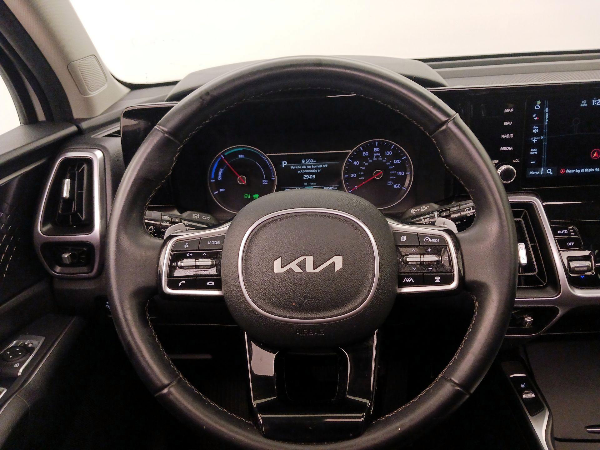 Thumbnail: 2023 Kia Sorento - 10