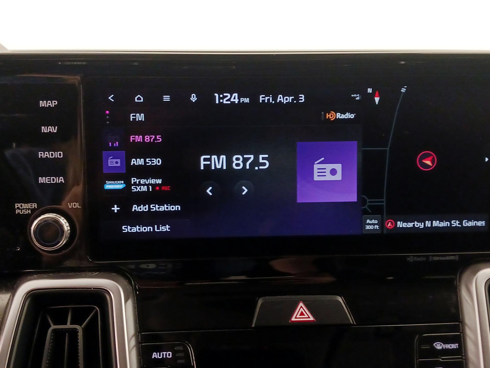 Thumbnail: 2023 Kia Sorento - 16