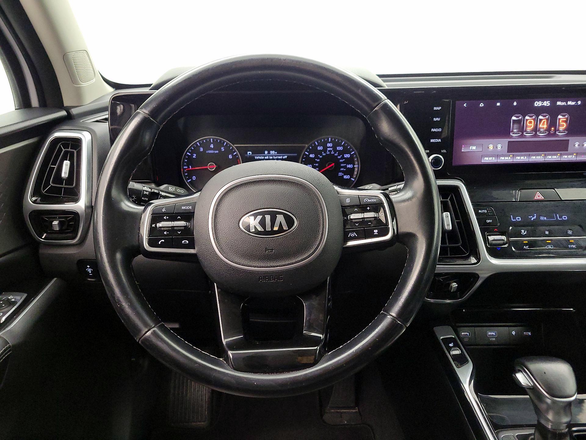 Thumbnail: 2021 Kia Sorento - 10