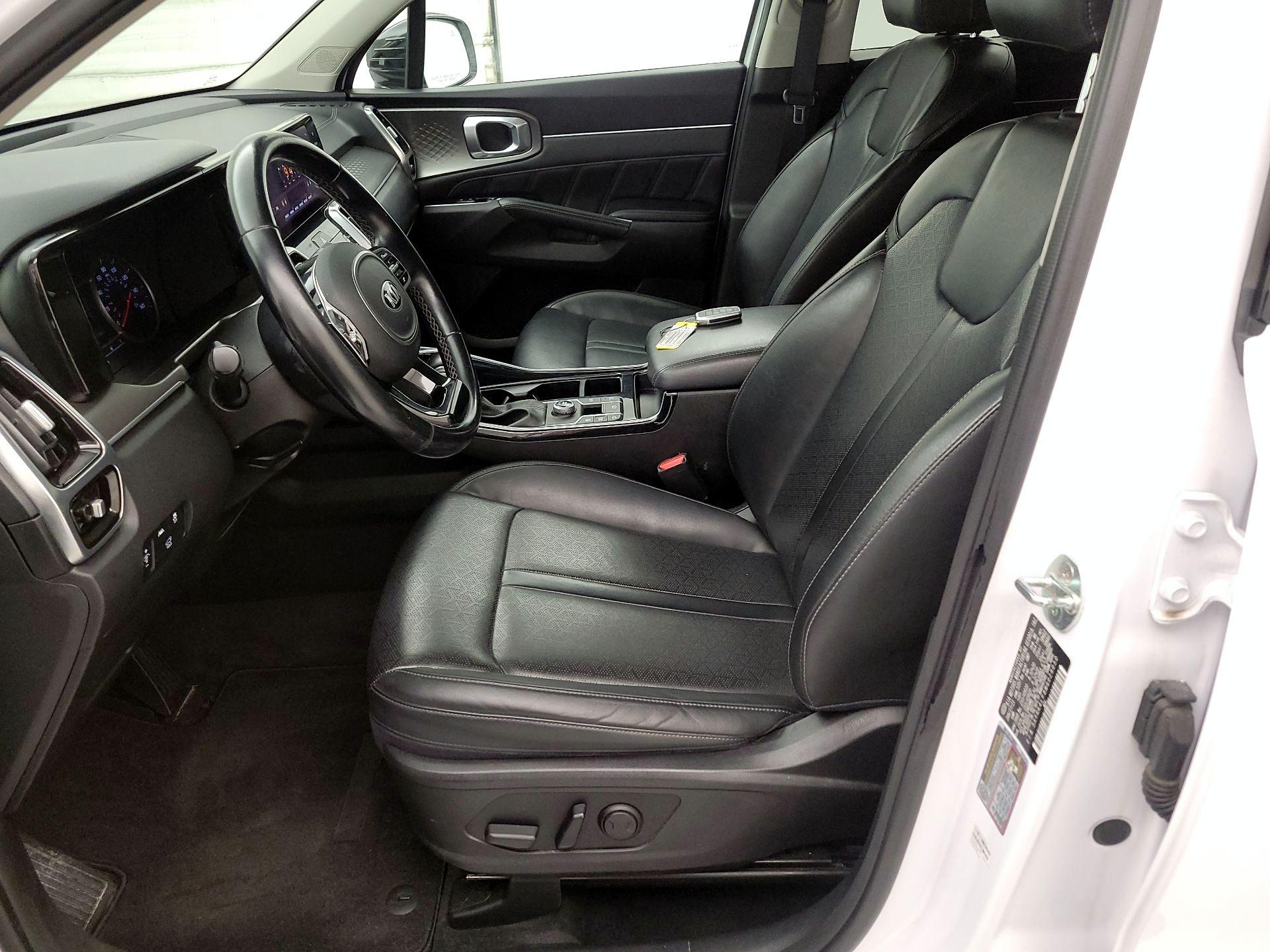 Thumbnail: 2021 Kia Sorento - 11