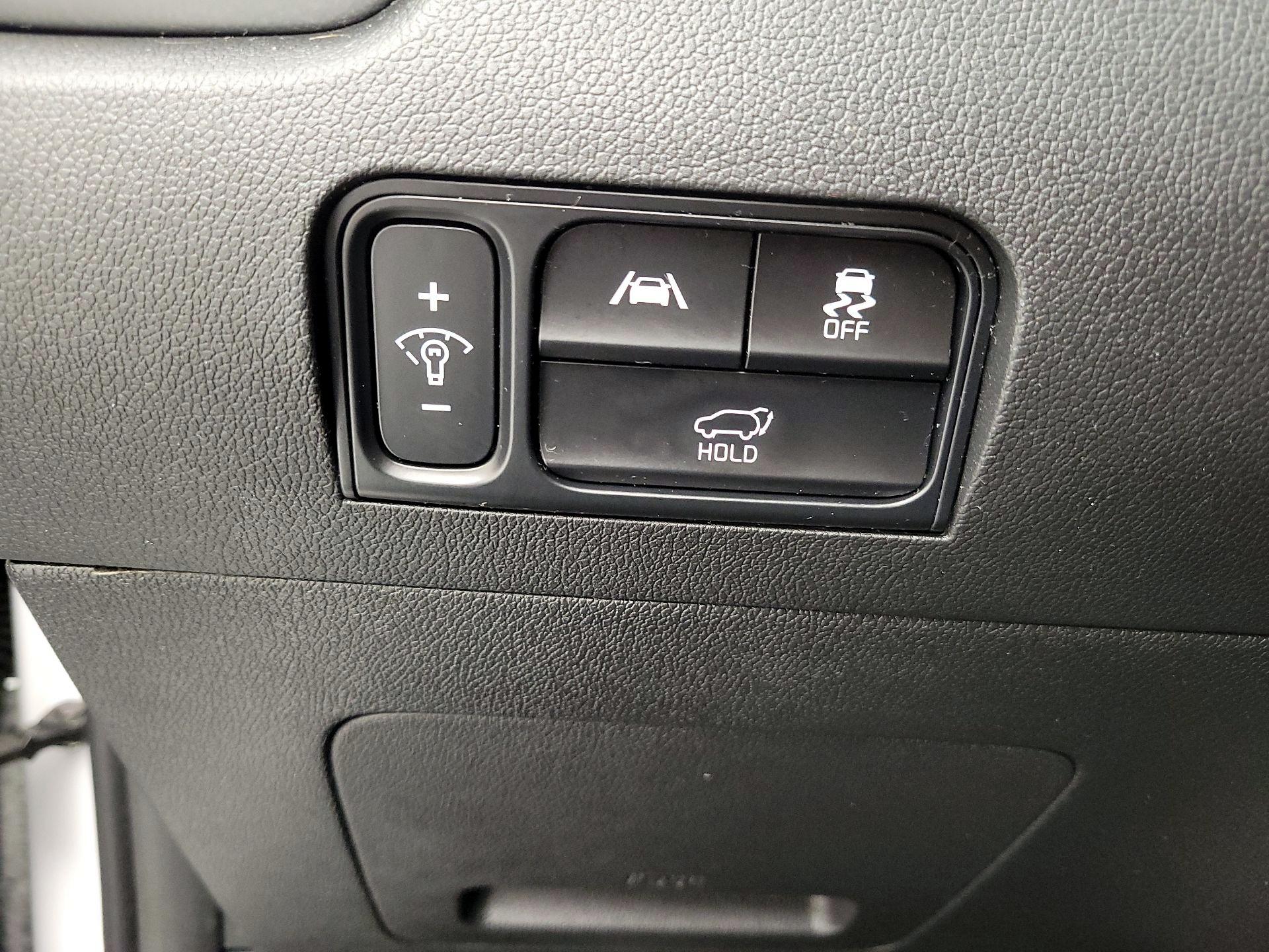 Thumbnail: 2021 Kia Sorento - 13