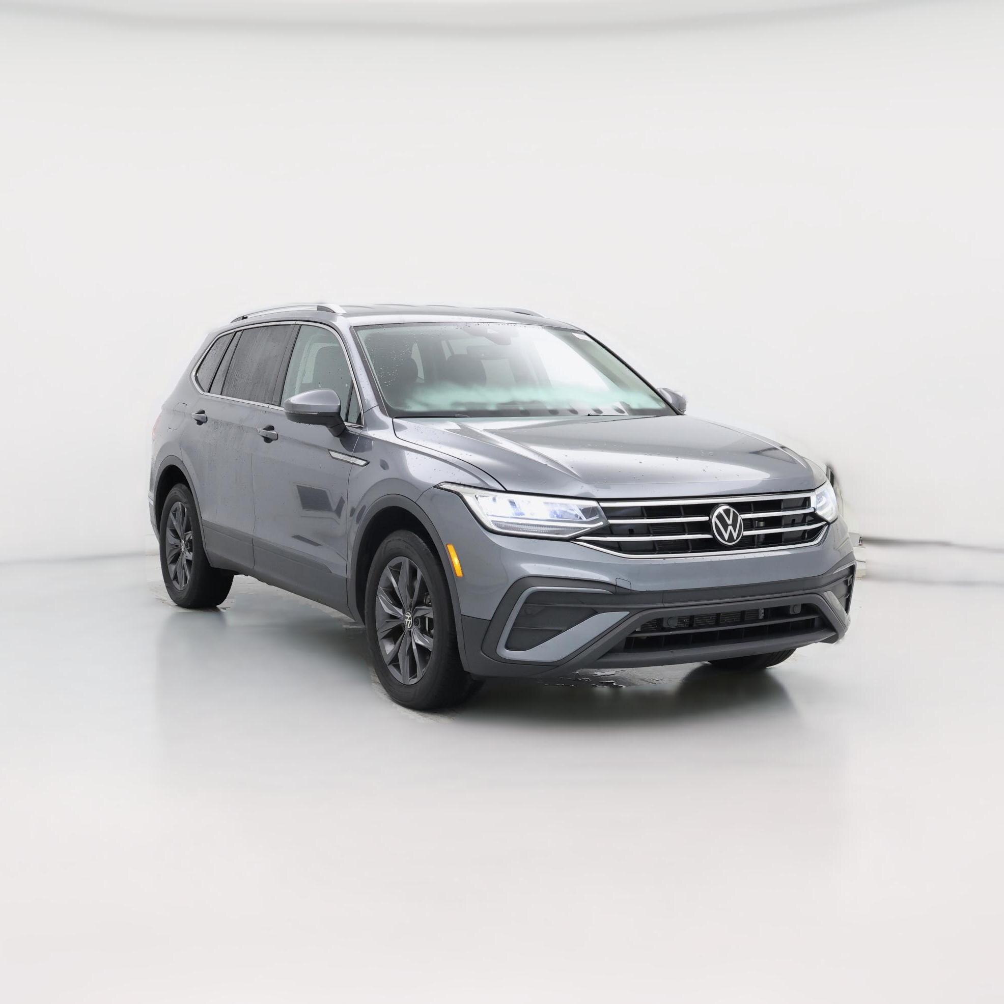Thumbnail: 2022 Volkswagen Tiguan - 1