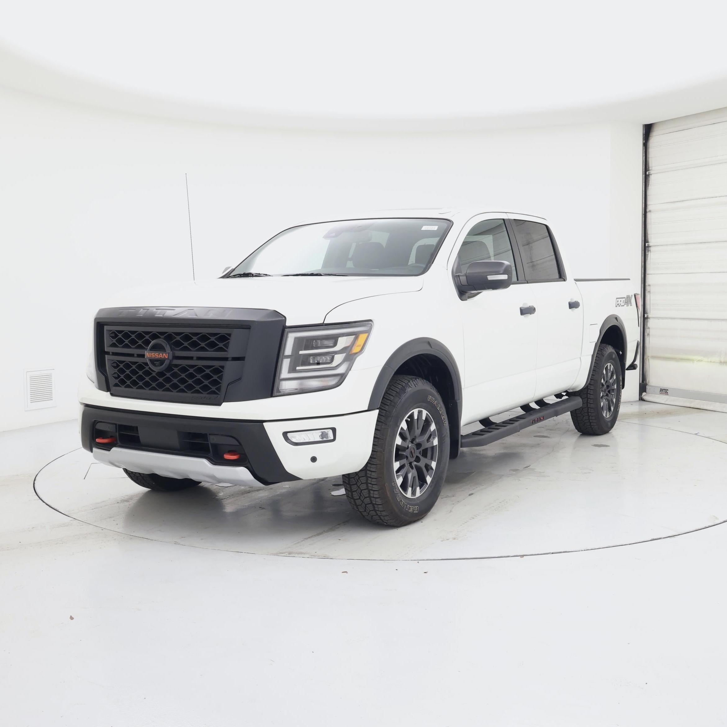 Thumbnail: 2020 Nissan Titan - 4