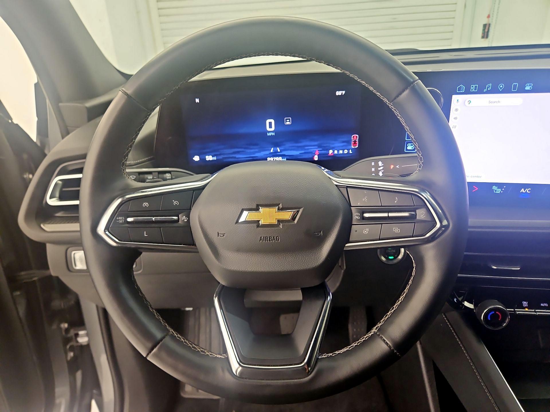 Thumbnail: 2024 Chevrolet Traverse - 10