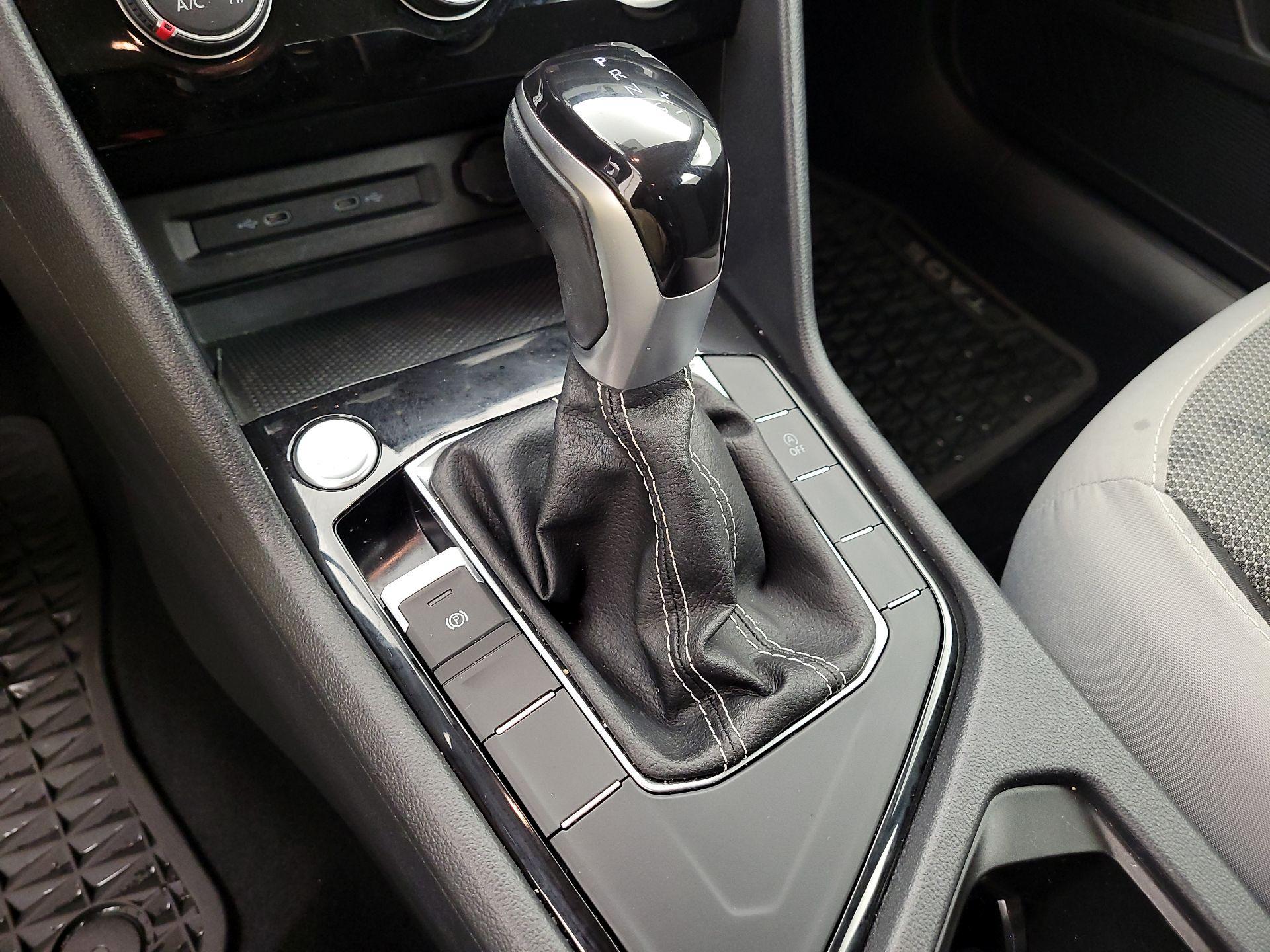 Thumbnail: 2023 Volkswagen Taos - 17