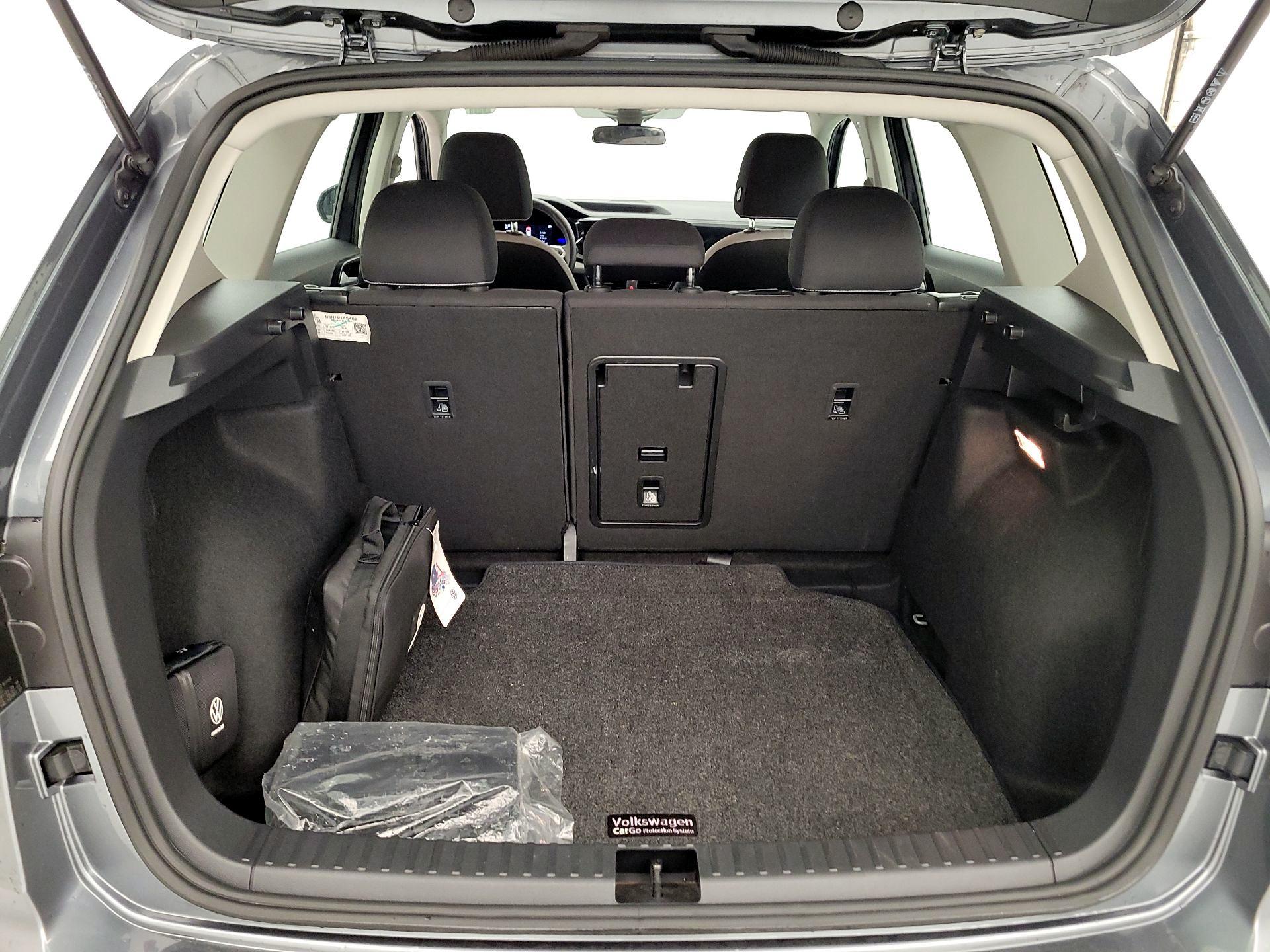 Thumbnail: 2023 Volkswagen Taos - 20