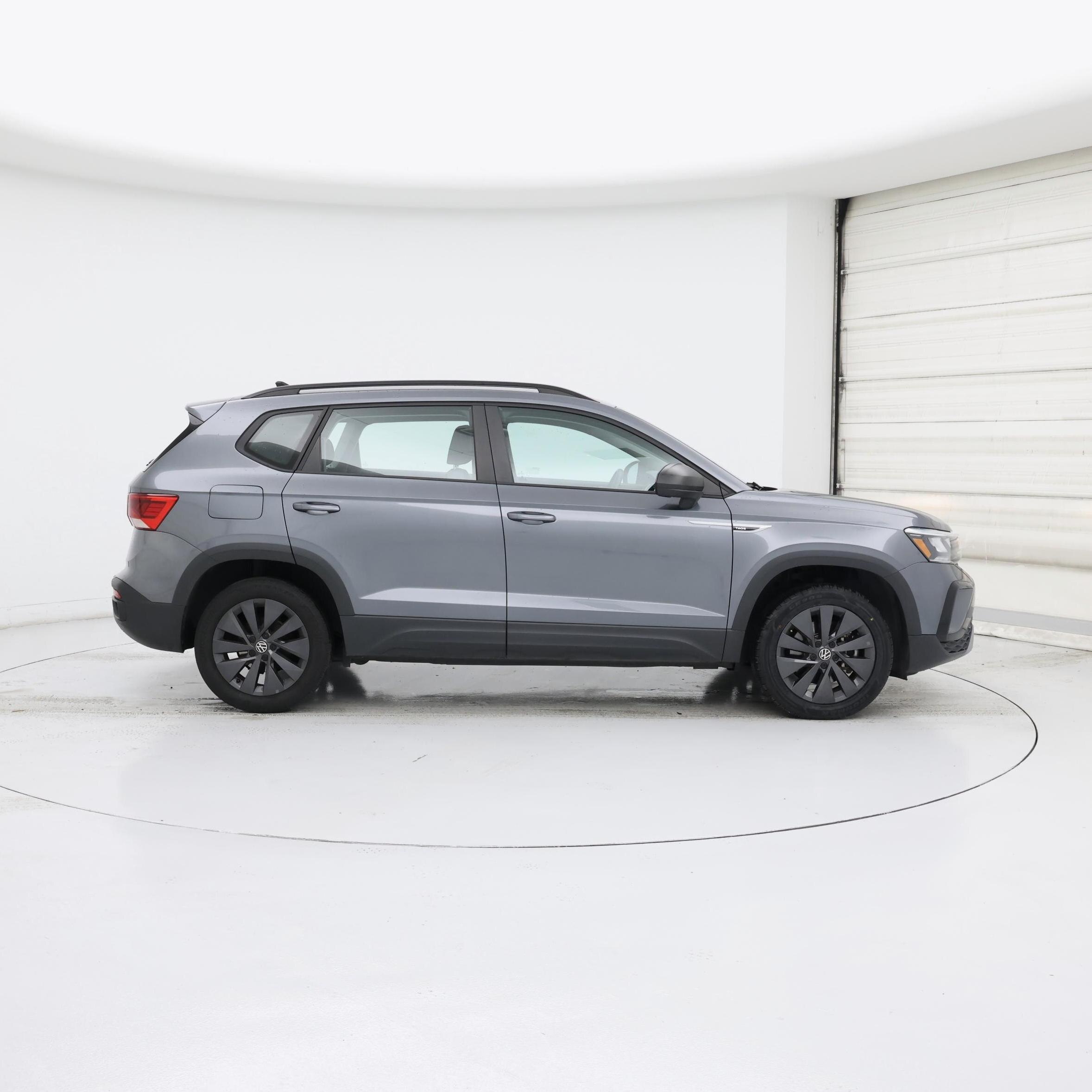 Thumbnail: 2023 Volkswagen Taos - 7