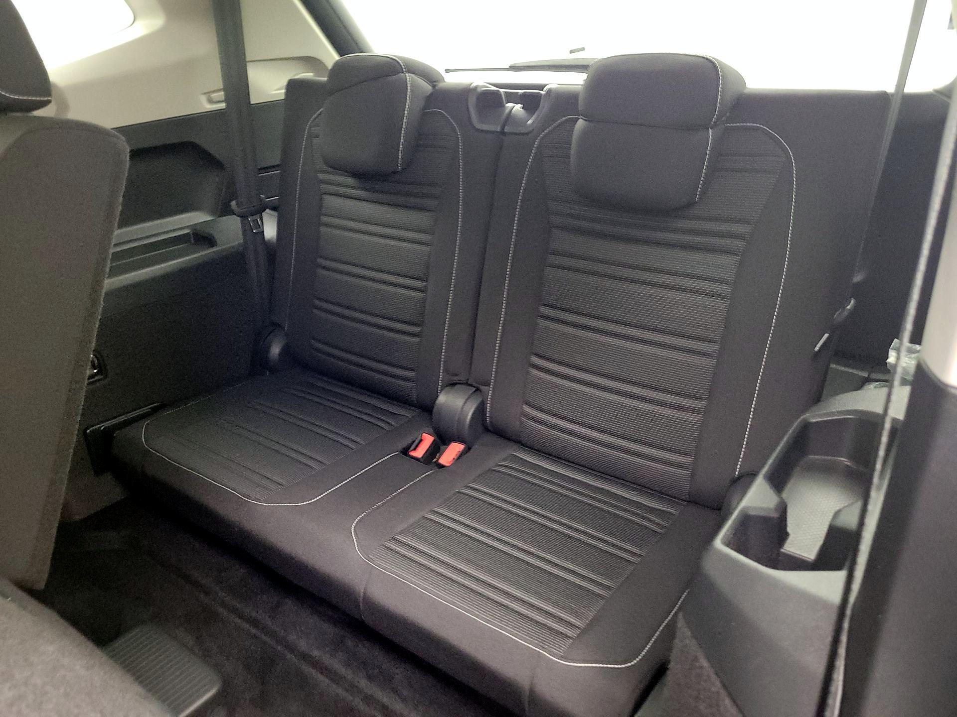 Thumbnail: 2022 Volkswagen Tiguan - 20