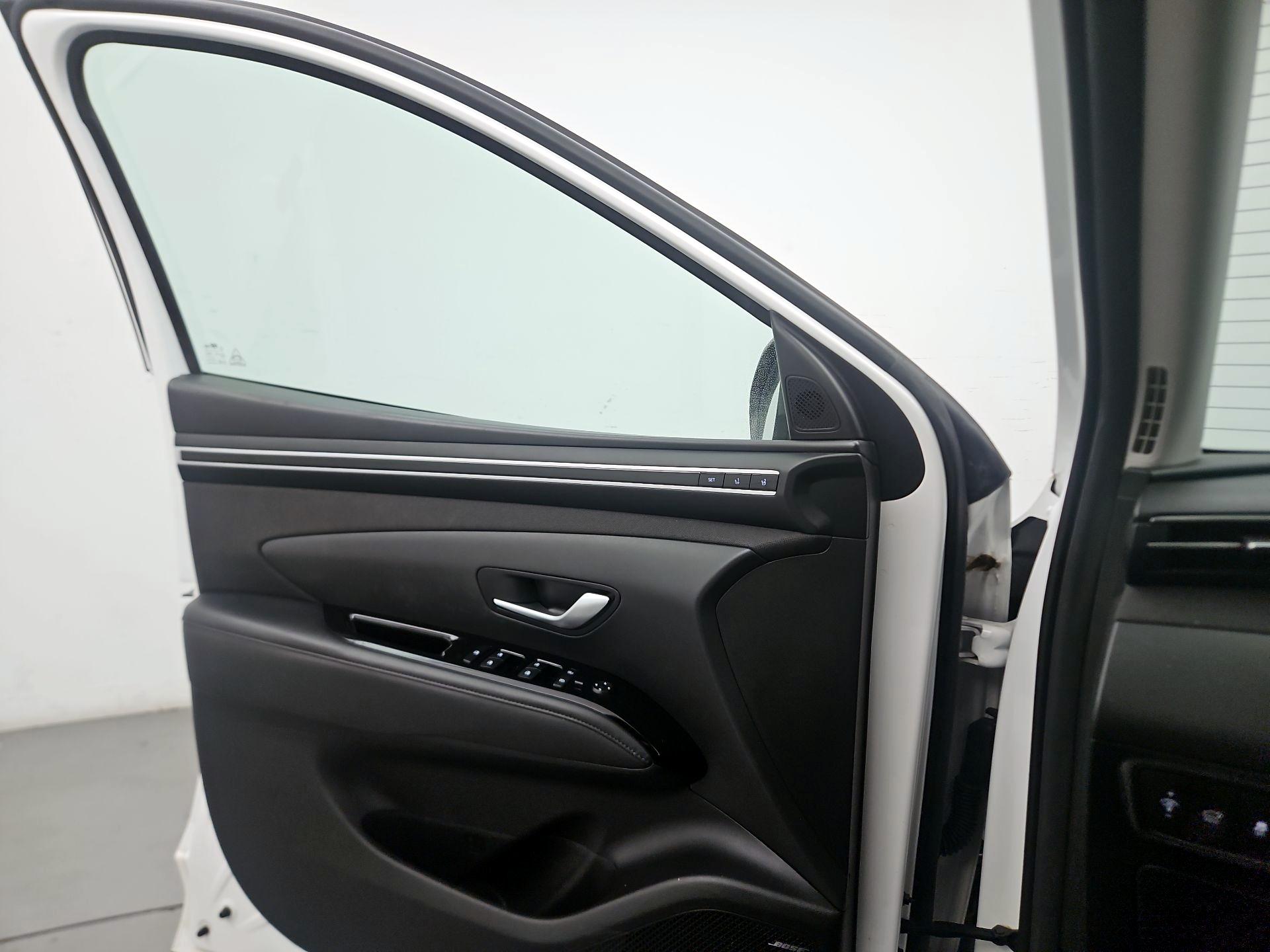 Thumbnail: 2023 Hyundai Tucson - 12