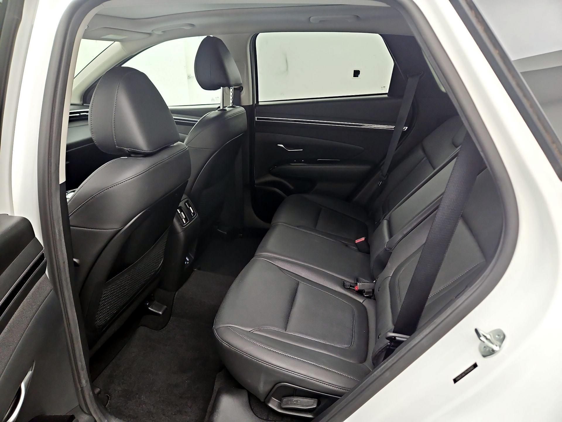 Thumbnail: 2023 Hyundai Tucson - 16