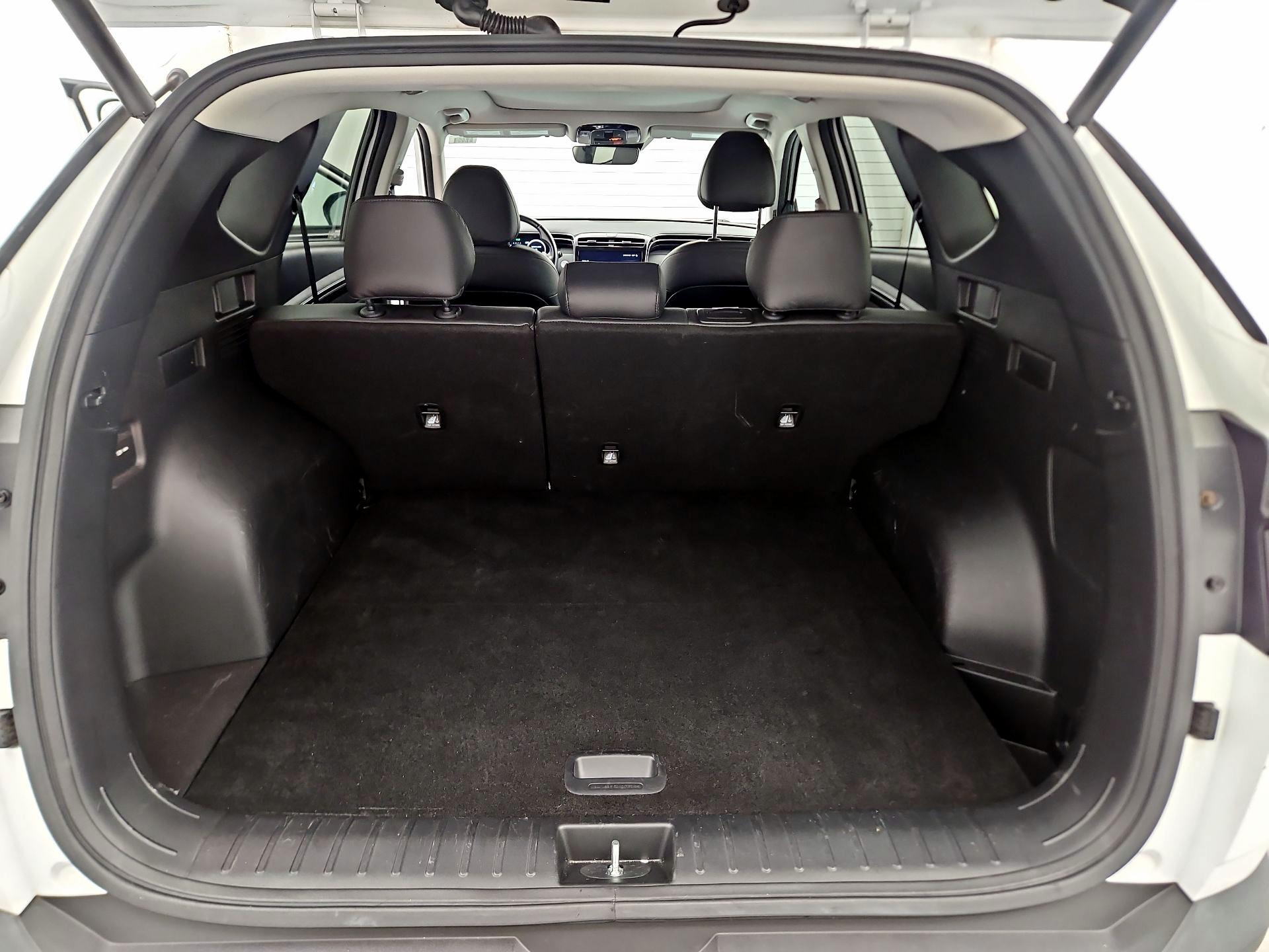 Thumbnail: 2023 Hyundai Tucson - 17