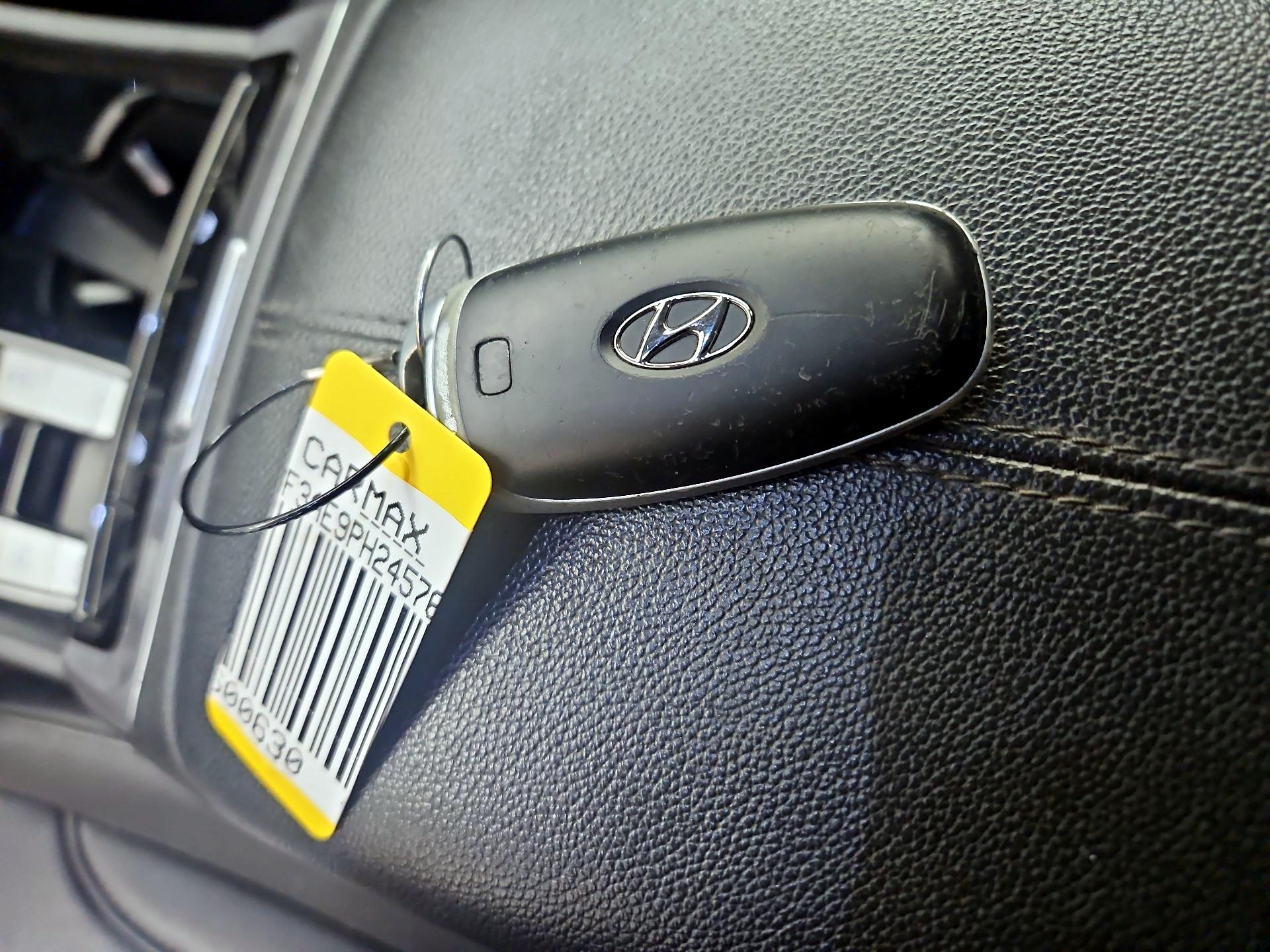 Thumbnail: 2023 Hyundai Tucson - 19