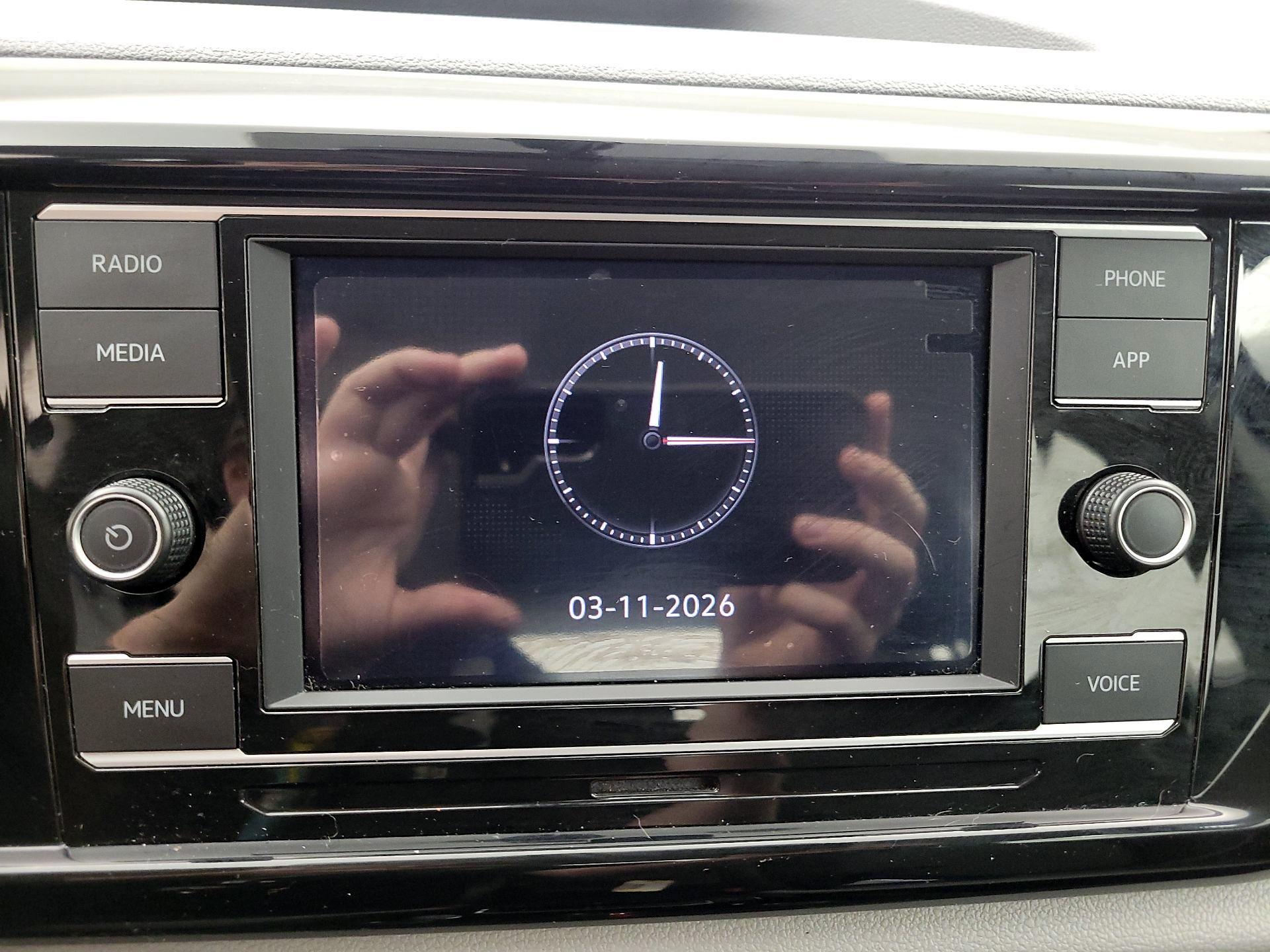 Thumbnail: 2023 Volkswagen Taos - 15