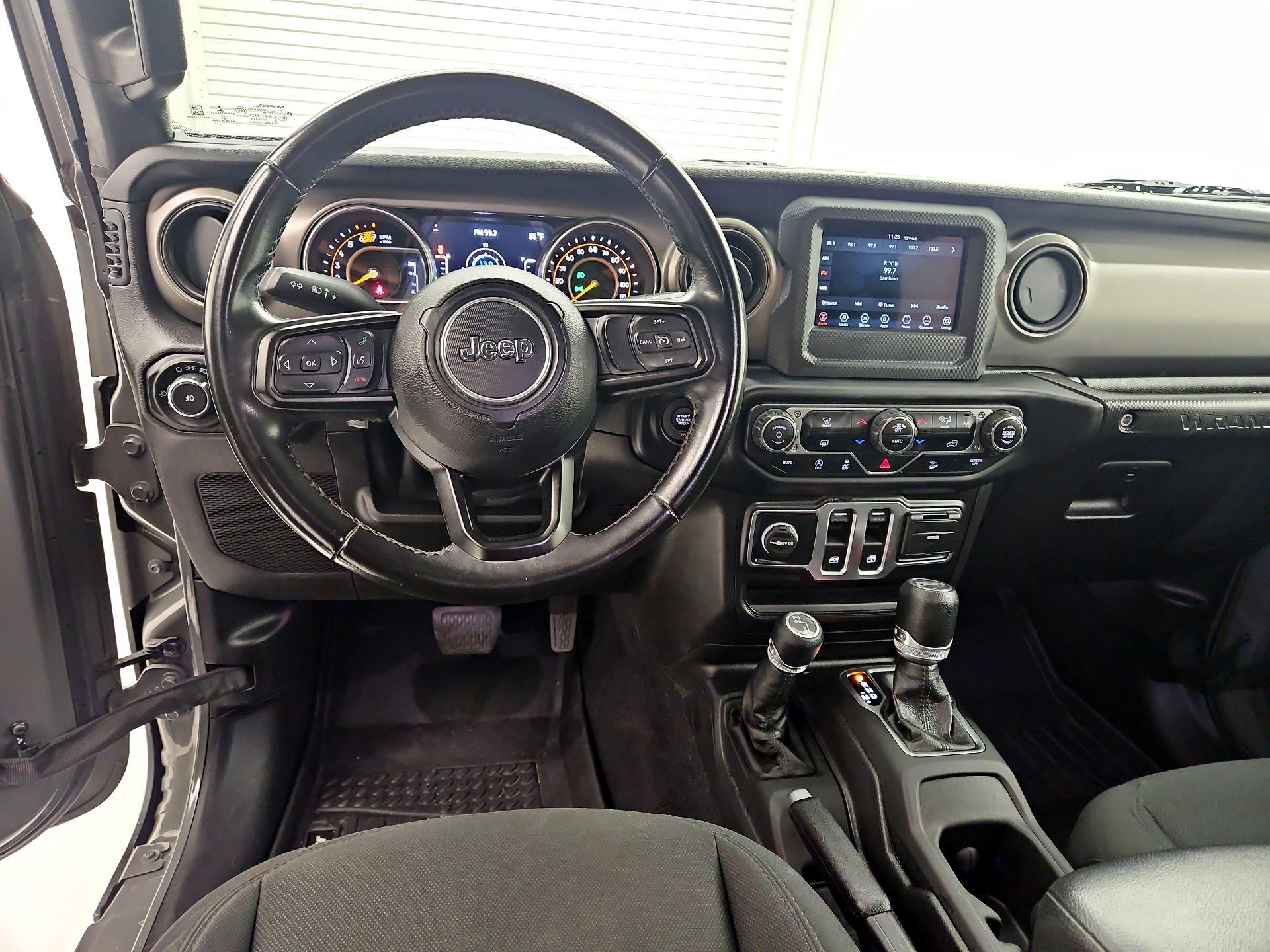 Thumbnail: 2020 Jeep Wrangler - 9