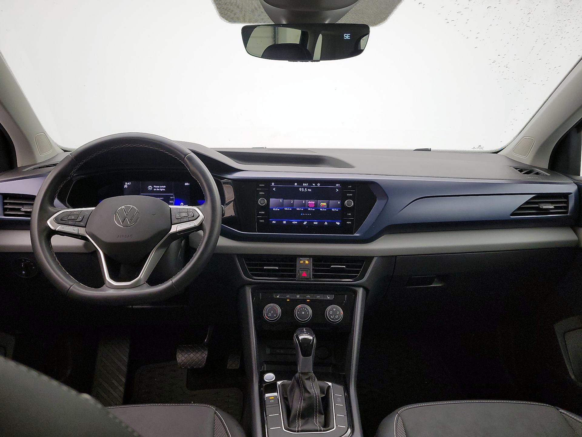 Thumbnail: 2023 Volkswagen Taos - 9