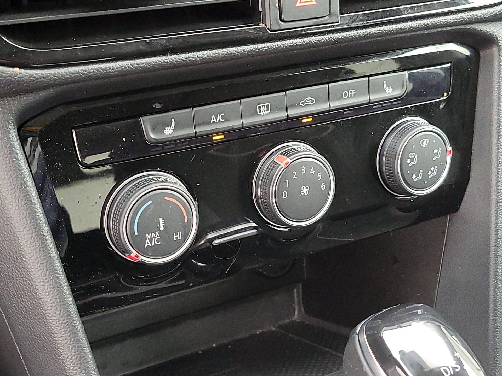 Thumbnail: 2023 Volkswagen Taos - 16