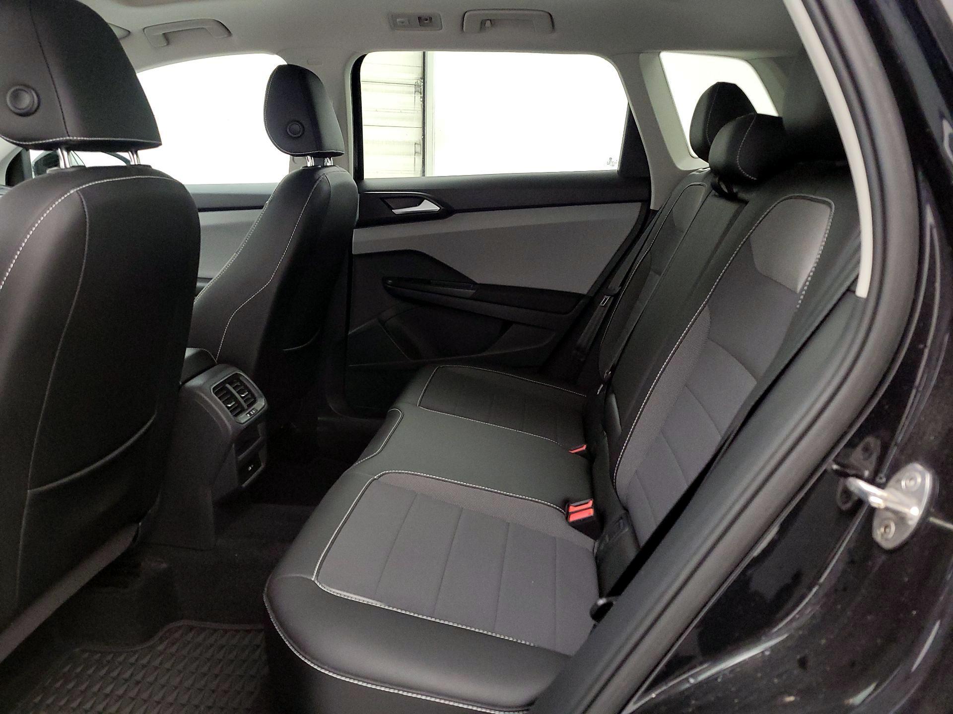 Thumbnail: 2023 Volkswagen Taos - 19