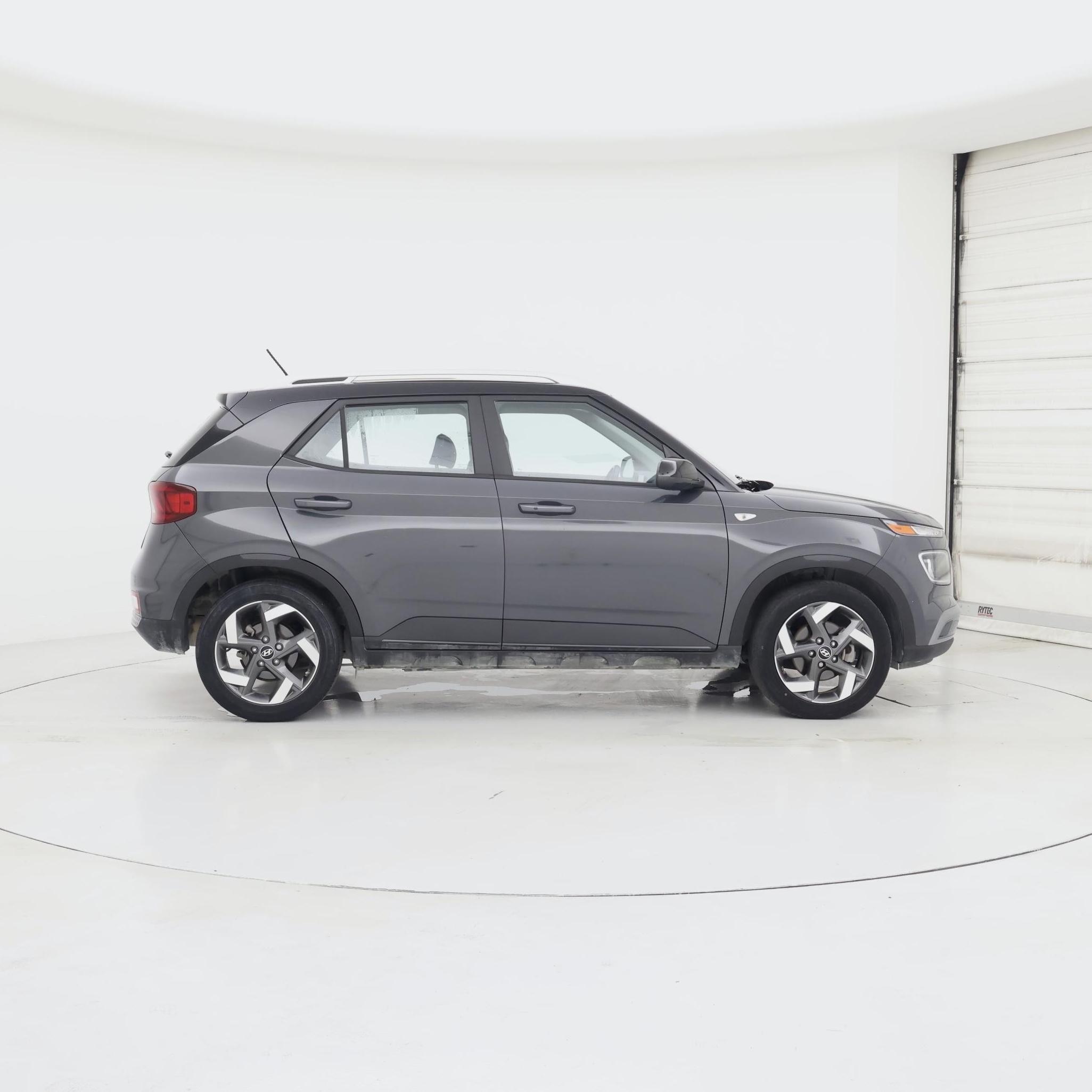 Thumbnail: 2023 Hyundai Venue - 7