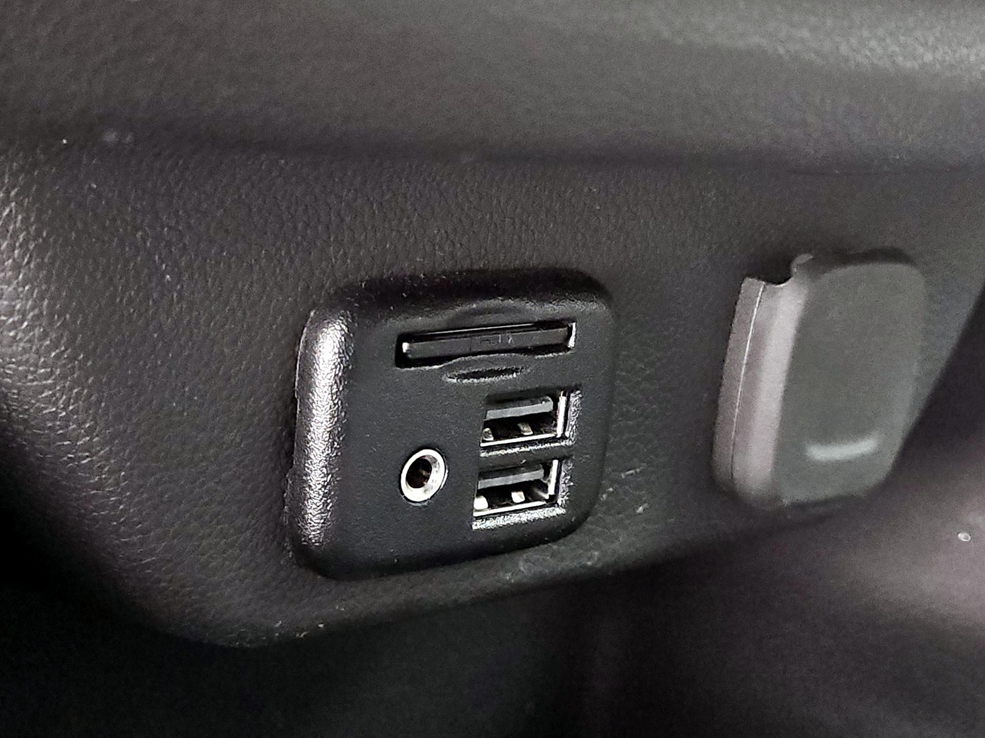 Thumbnail: 2023 Chevrolet Traverse - 18