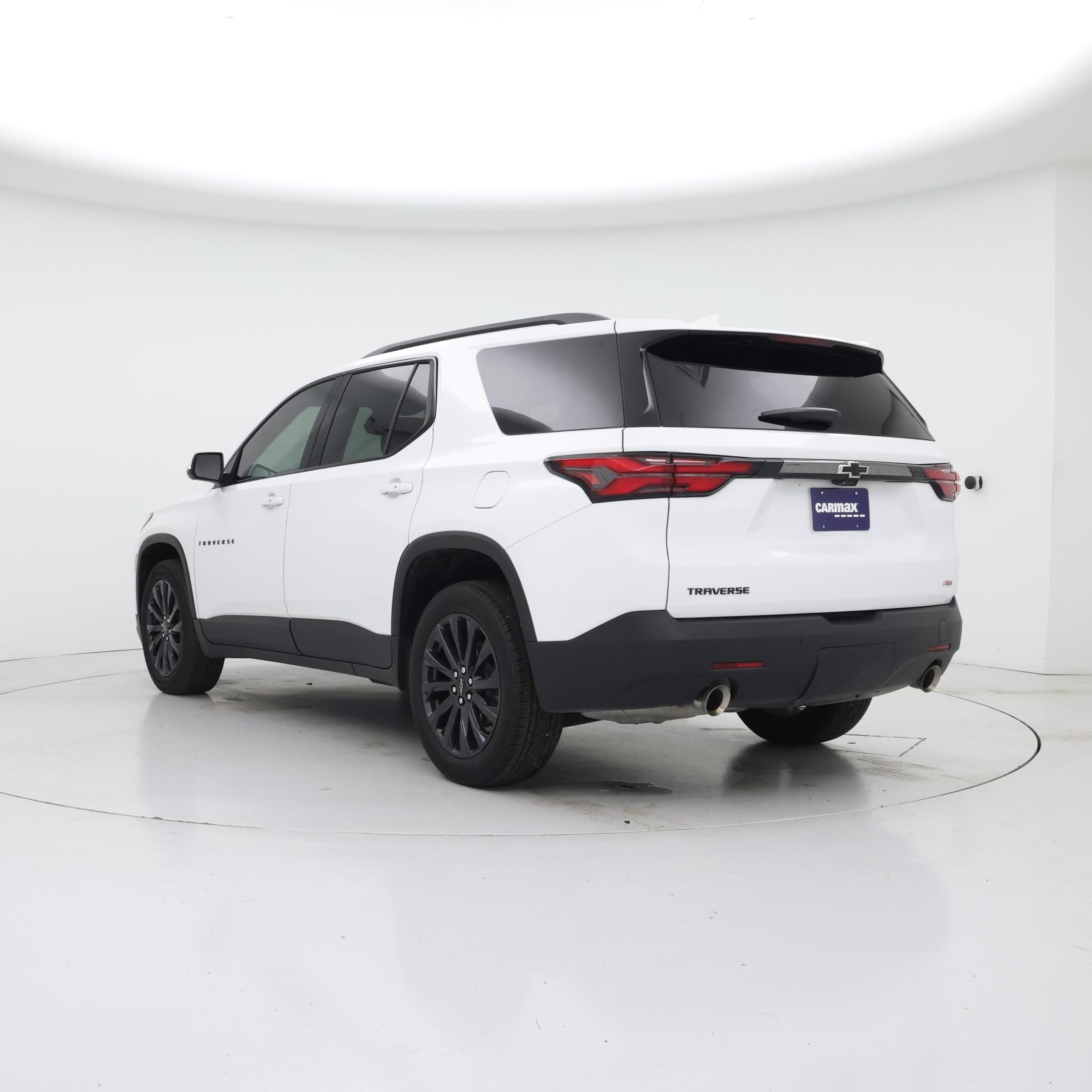 Thumbnail: 2023 Chevrolet Traverse - 2