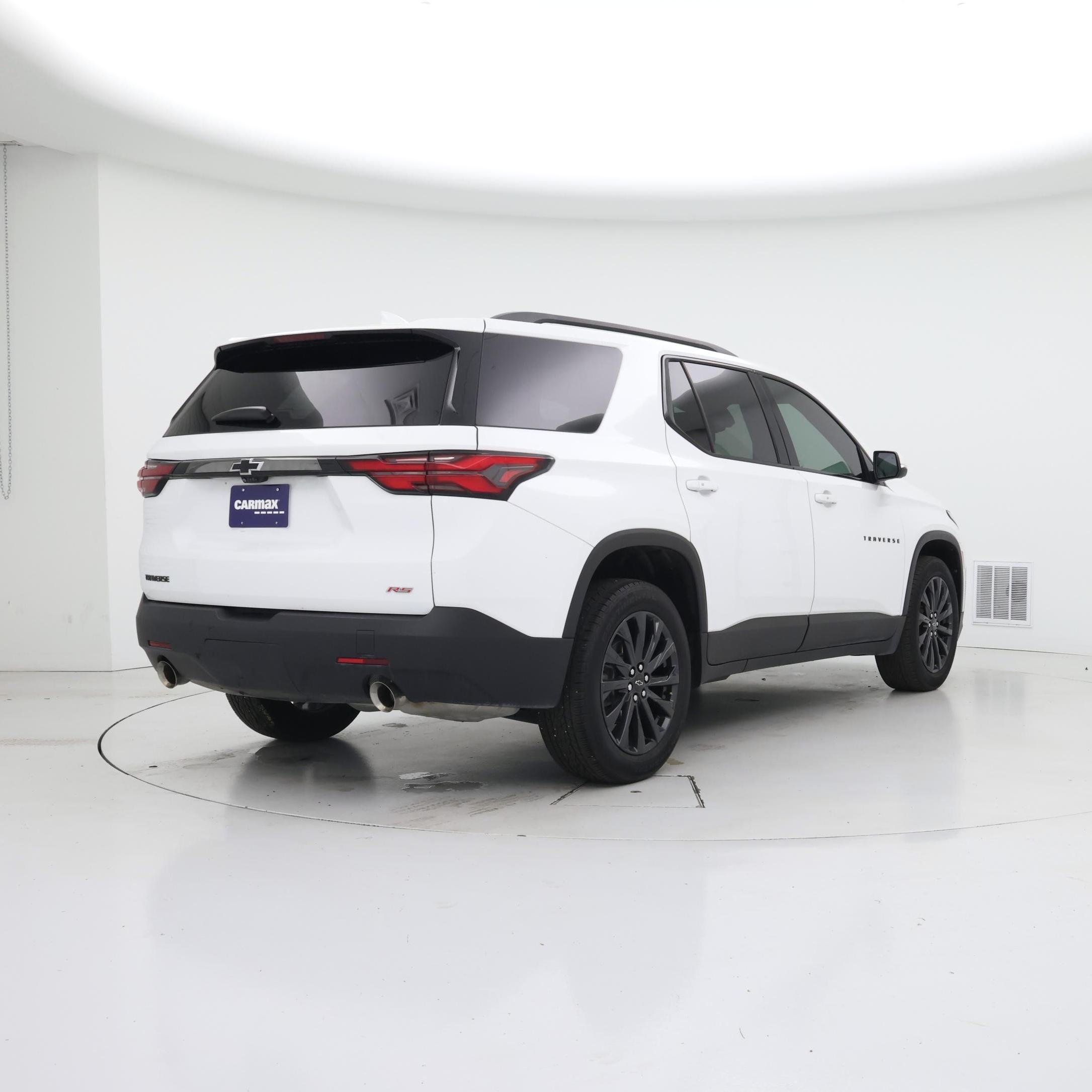 Thumbnail: 2023 Chevrolet Traverse - 8